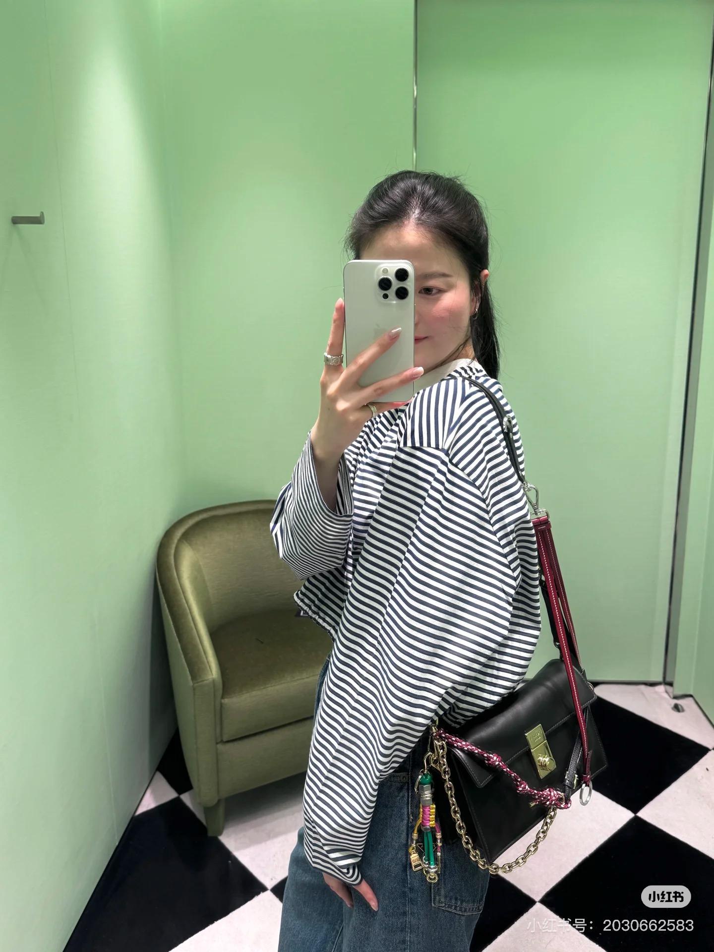 d8aab172a1f7c907a7815691d6ccb688.jpg