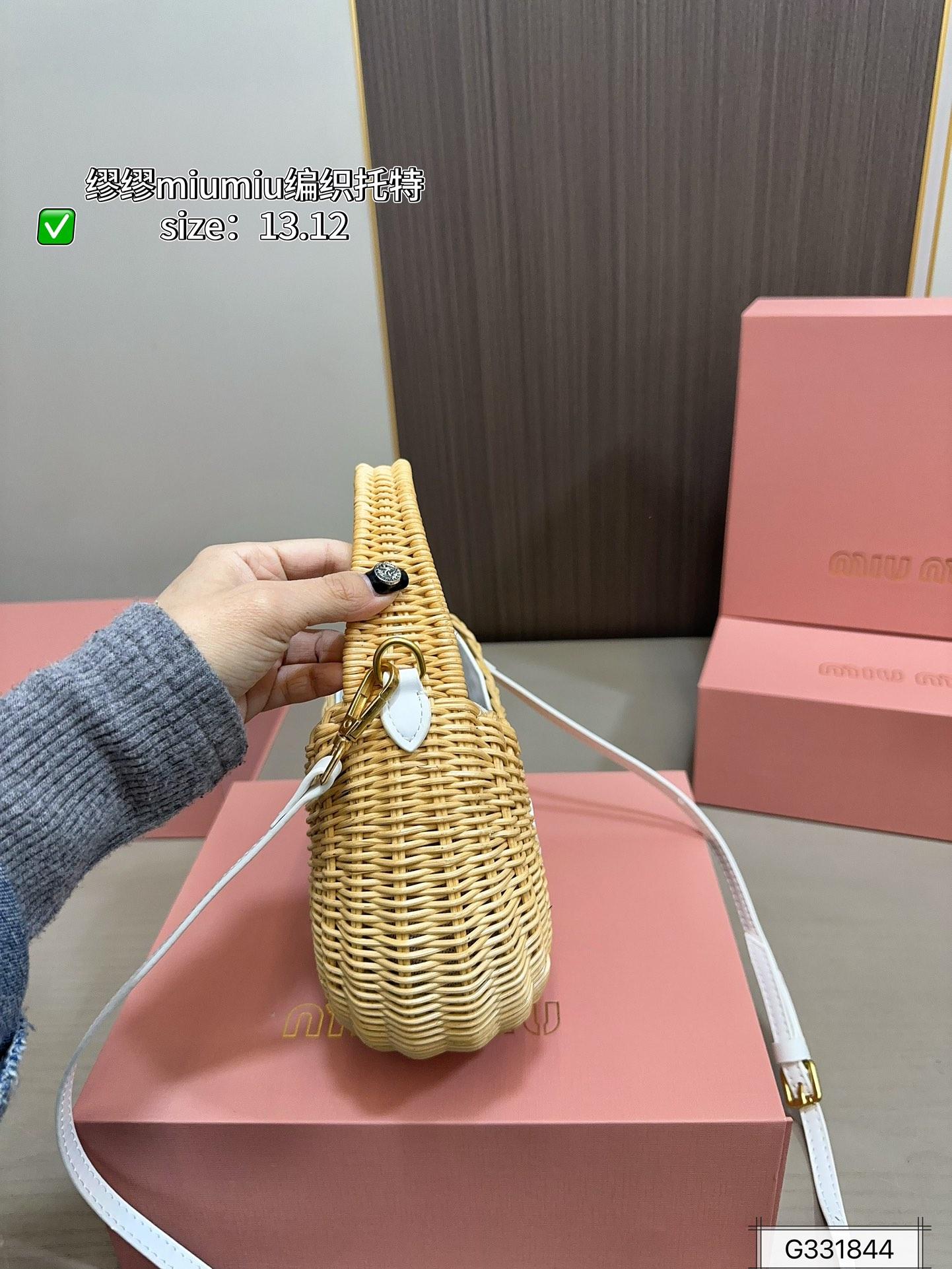 d8b78ba6d04f6ca0a3a2aad5c48802b8.jpg