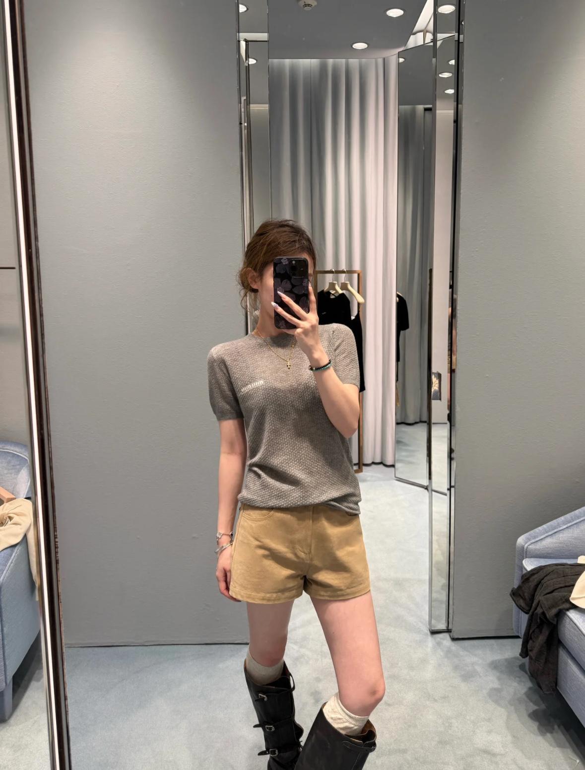 e99e564ff45b2da5996eb8d7d61f5b03.jpg