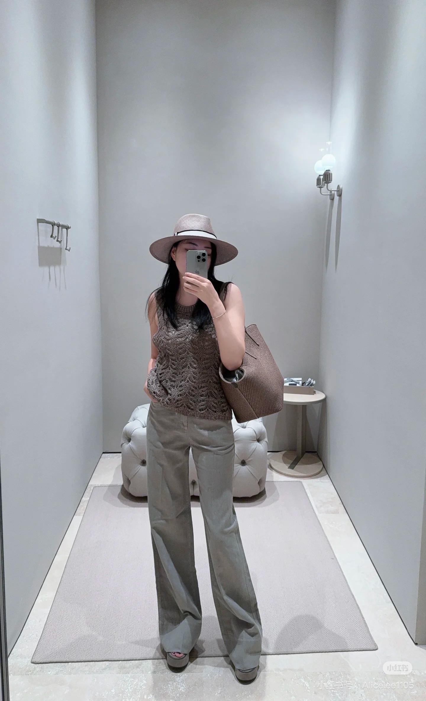 fd4645e52adb024178644fba695ff437.jpg