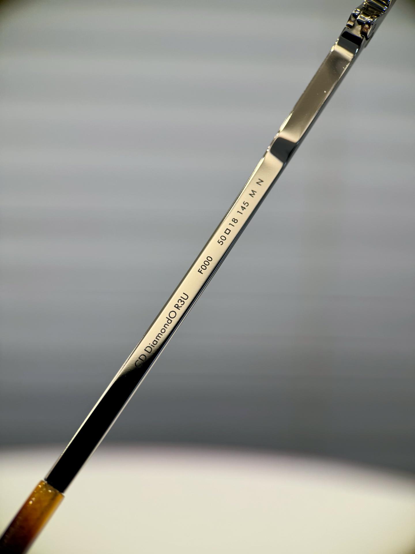 ff70eaf4bef65e561a32ca0c1d3064c1.jpg