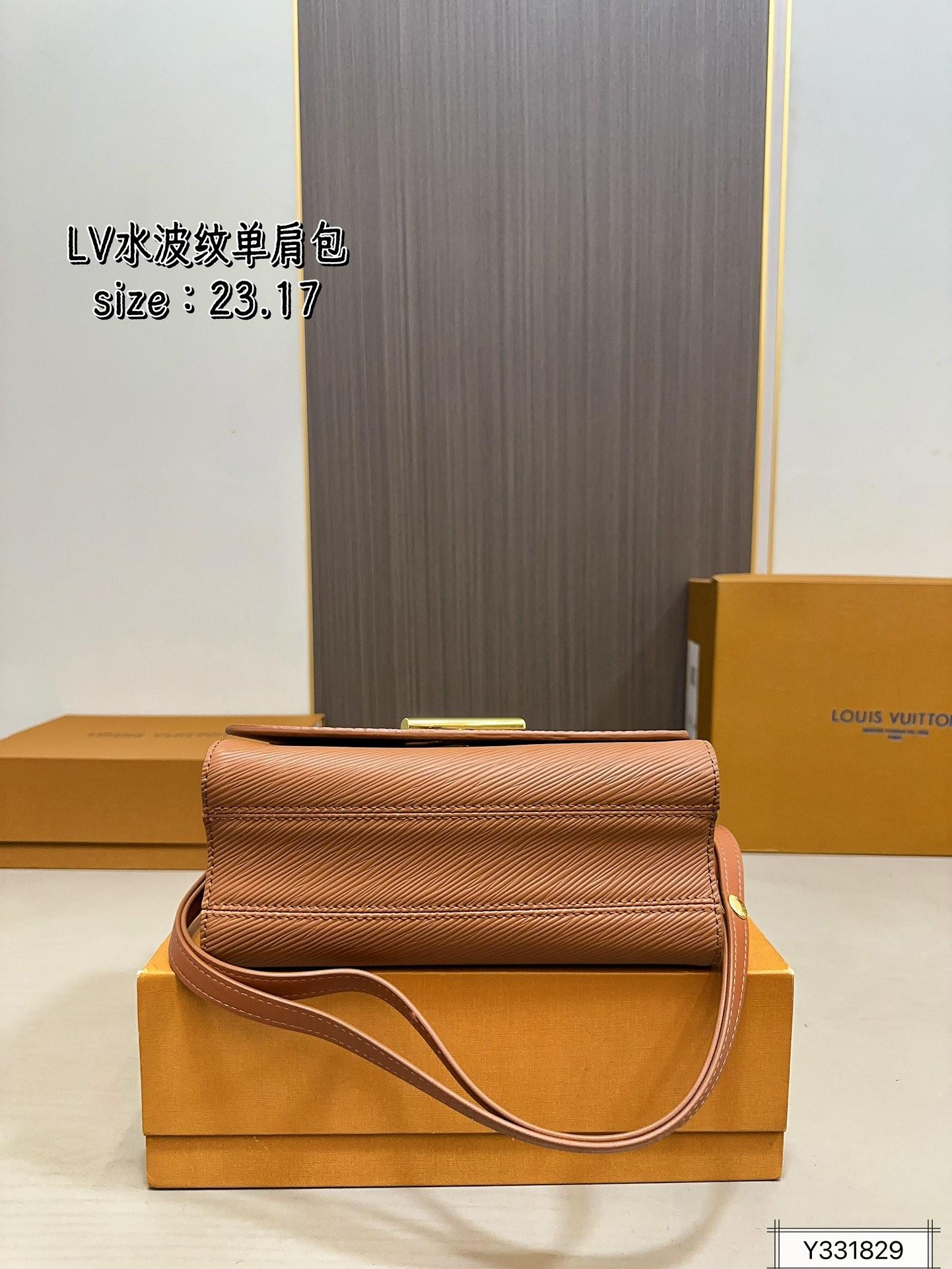 400e69eb46c681adc43a80b534e75070.jpg