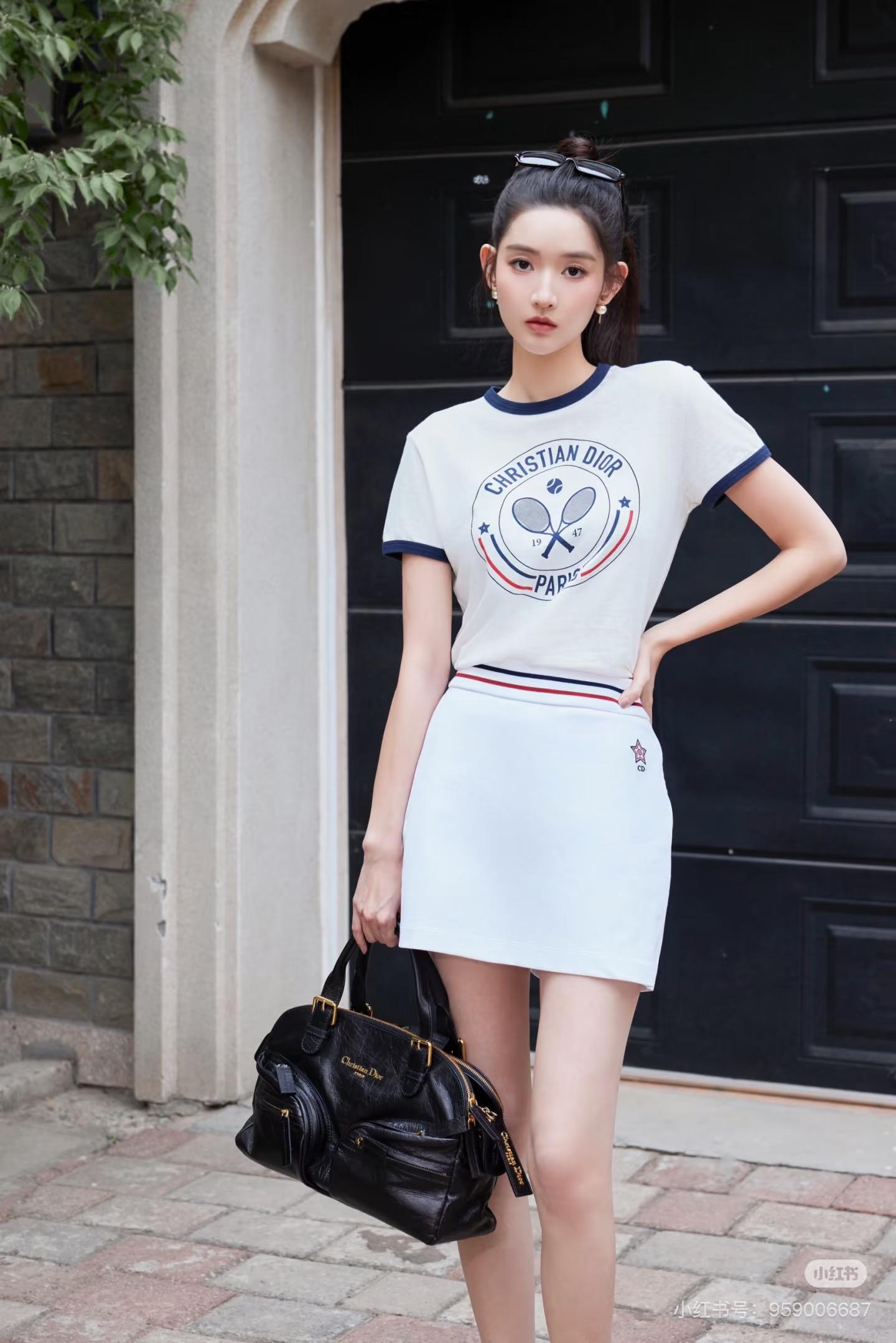 8b14269cc431ec8e5389b36f0ced2b90.jpg