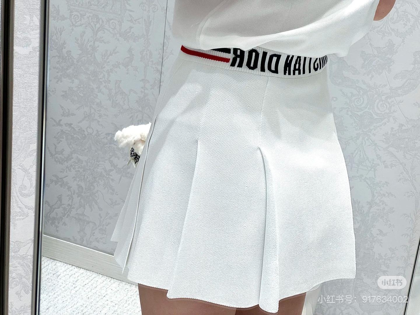 99222a96e51840af22bce72db602a0ed.jpg