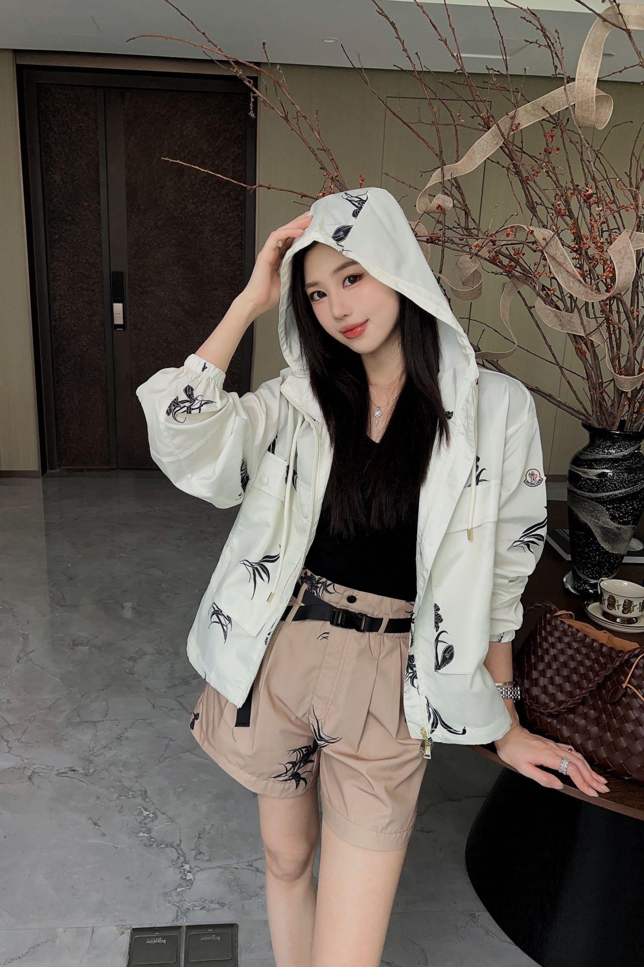 b89300bffc395d70ef3bda7cf88fa368.jpg