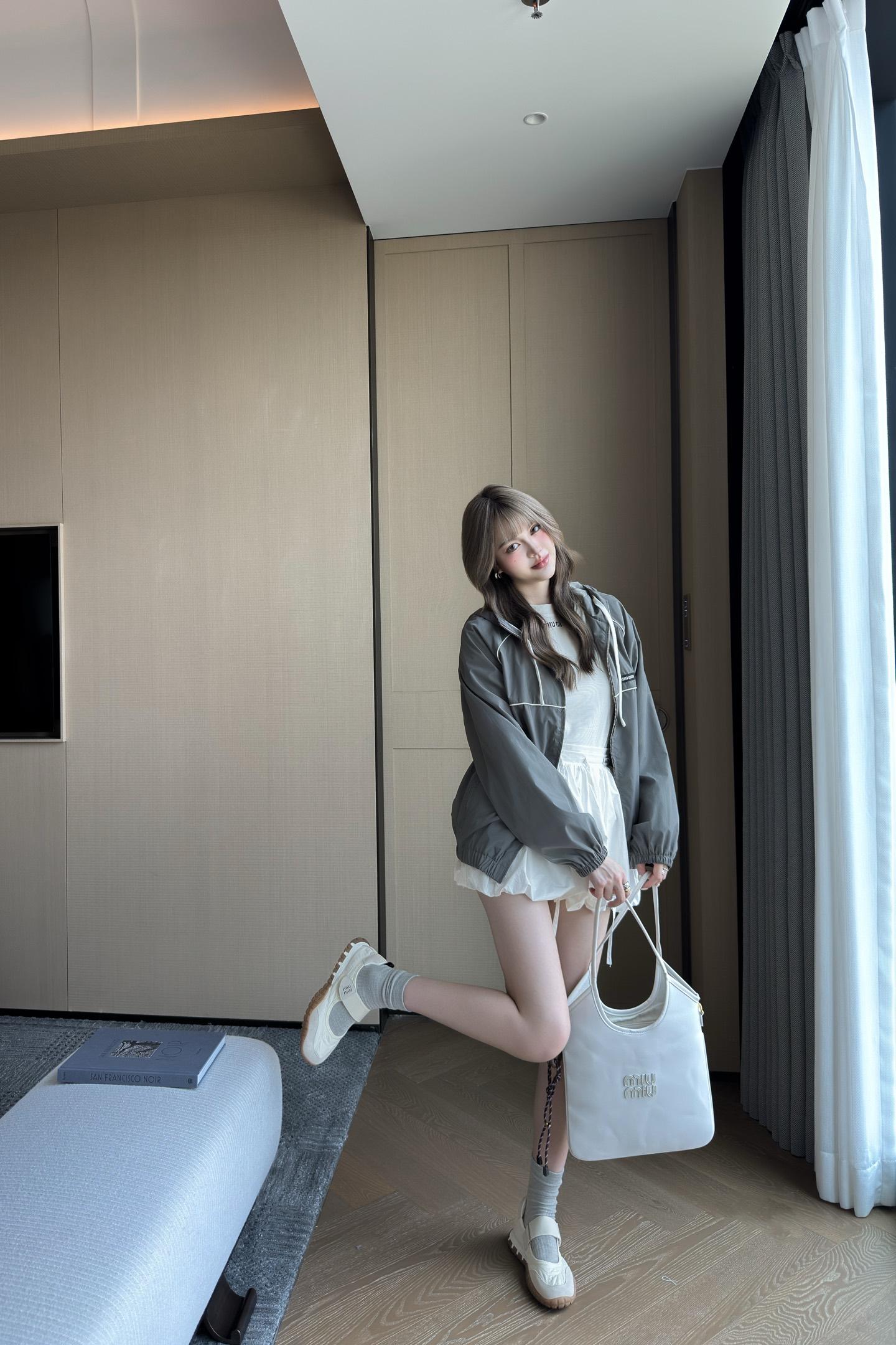 d963d80503d3feea1fc65d46e08bcec0.jpg