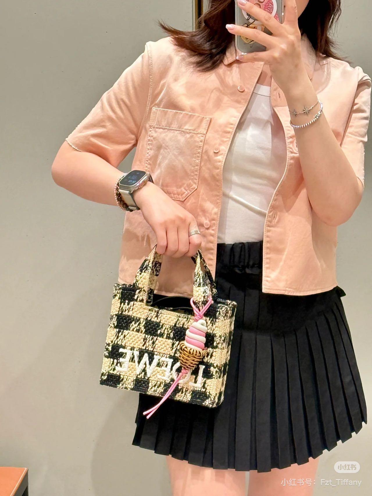 e67346fe13a205a1baf678efb48bc7e1.jpg
