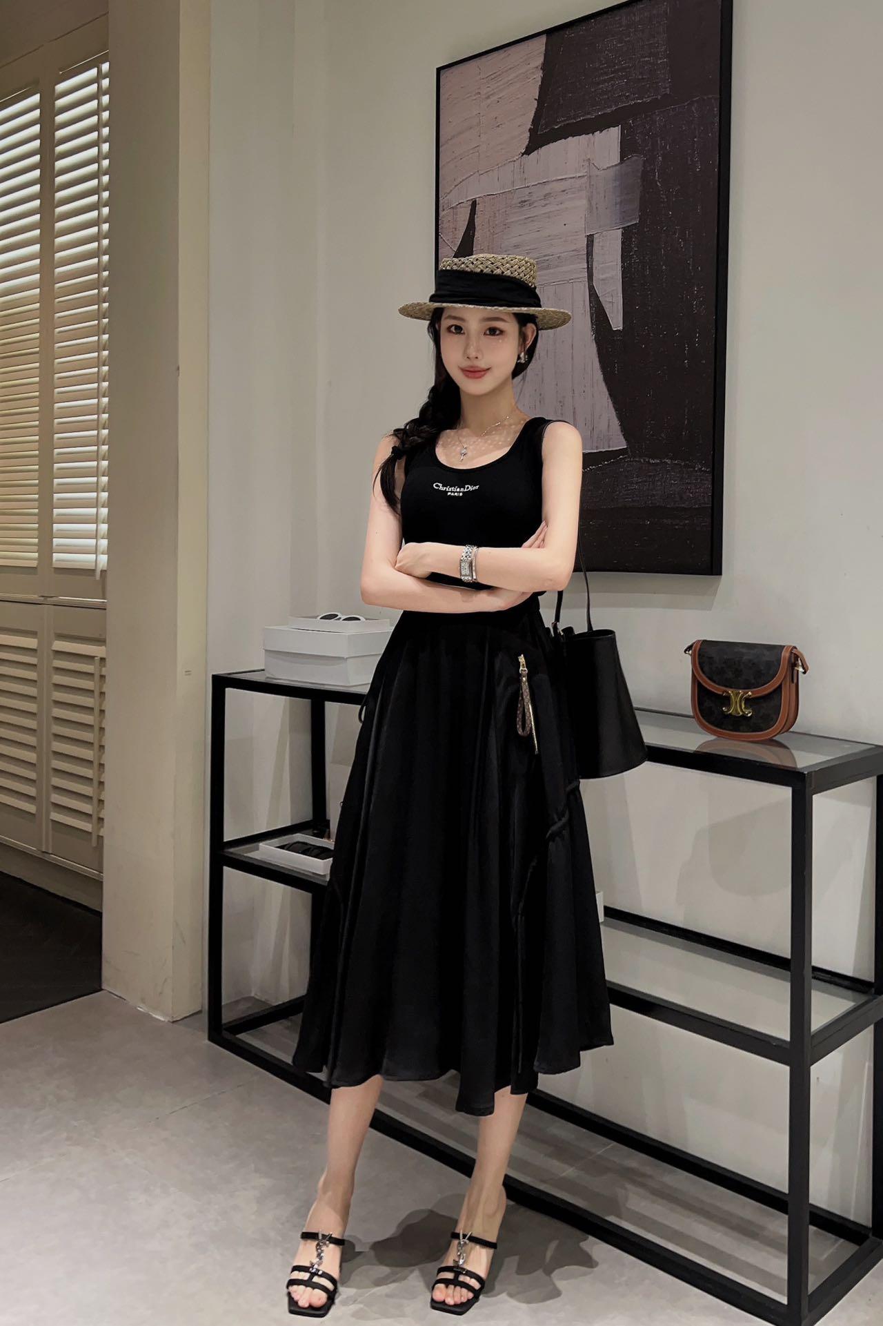 0ec344f77e3c122a2ab0c7d2ec1044a7.jpg