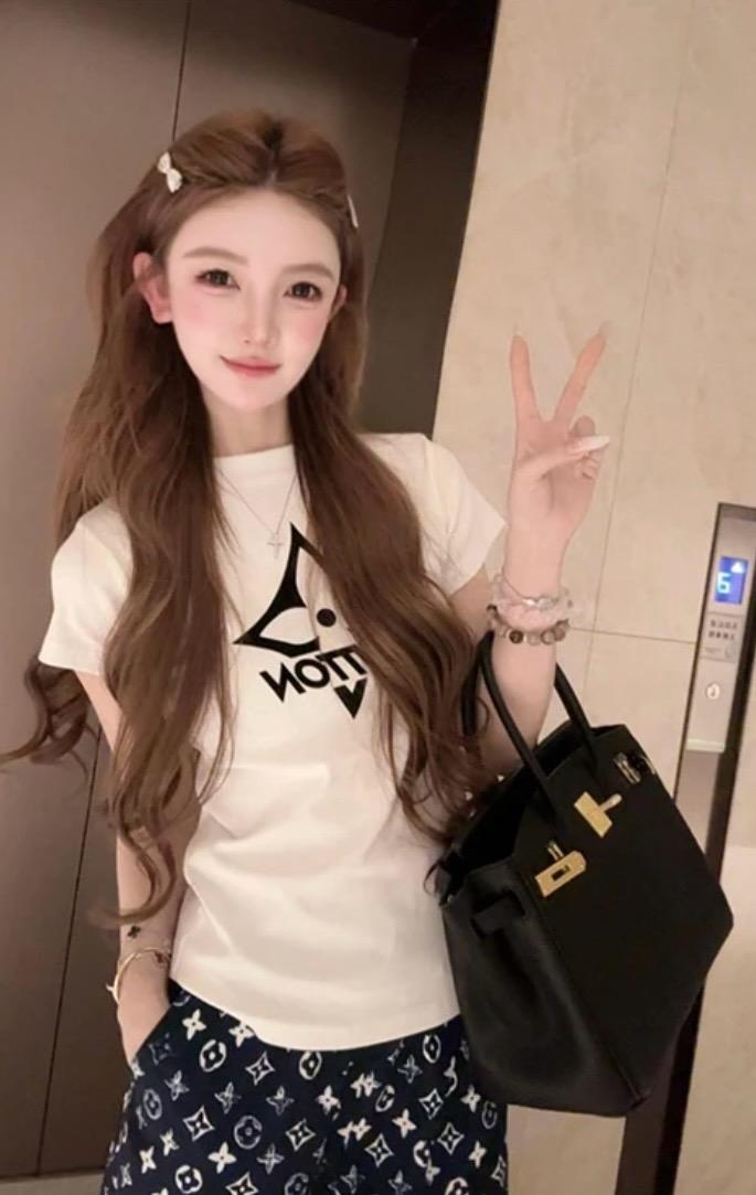 1003f6eb0b4c6109ea1a0c565d459d90.jpg