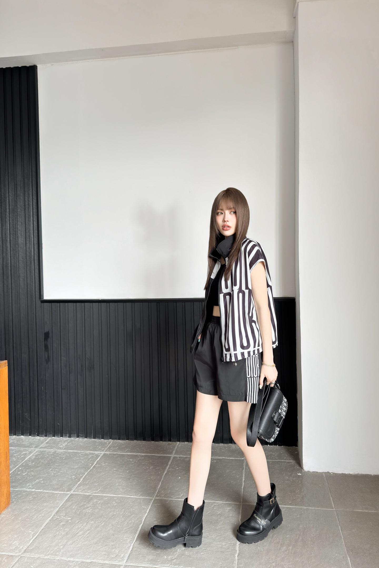 1b372f059d01ff337332a3db3afa70e3.jpg