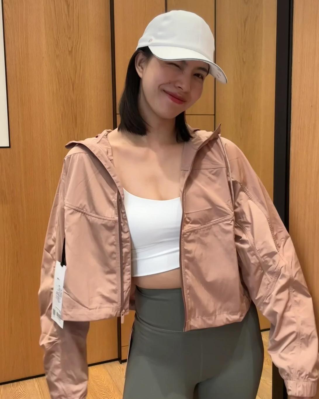 534f1e3c5a9b9351c2fba816c588662f.jpg
