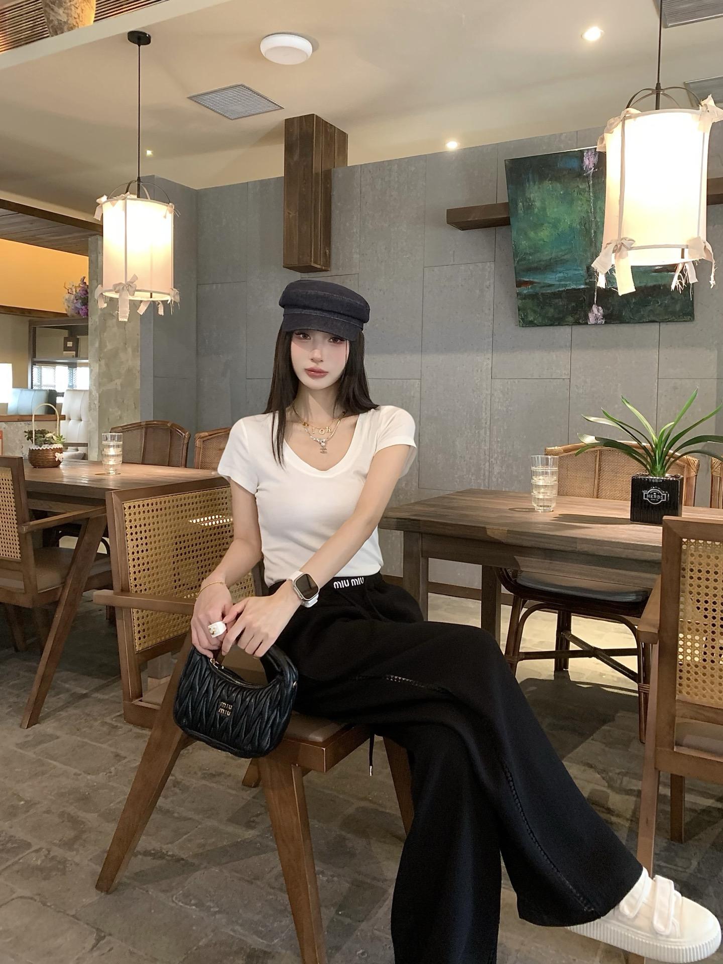 6d6b04a3ac24aa3a0309d9ea429b6754.jpg