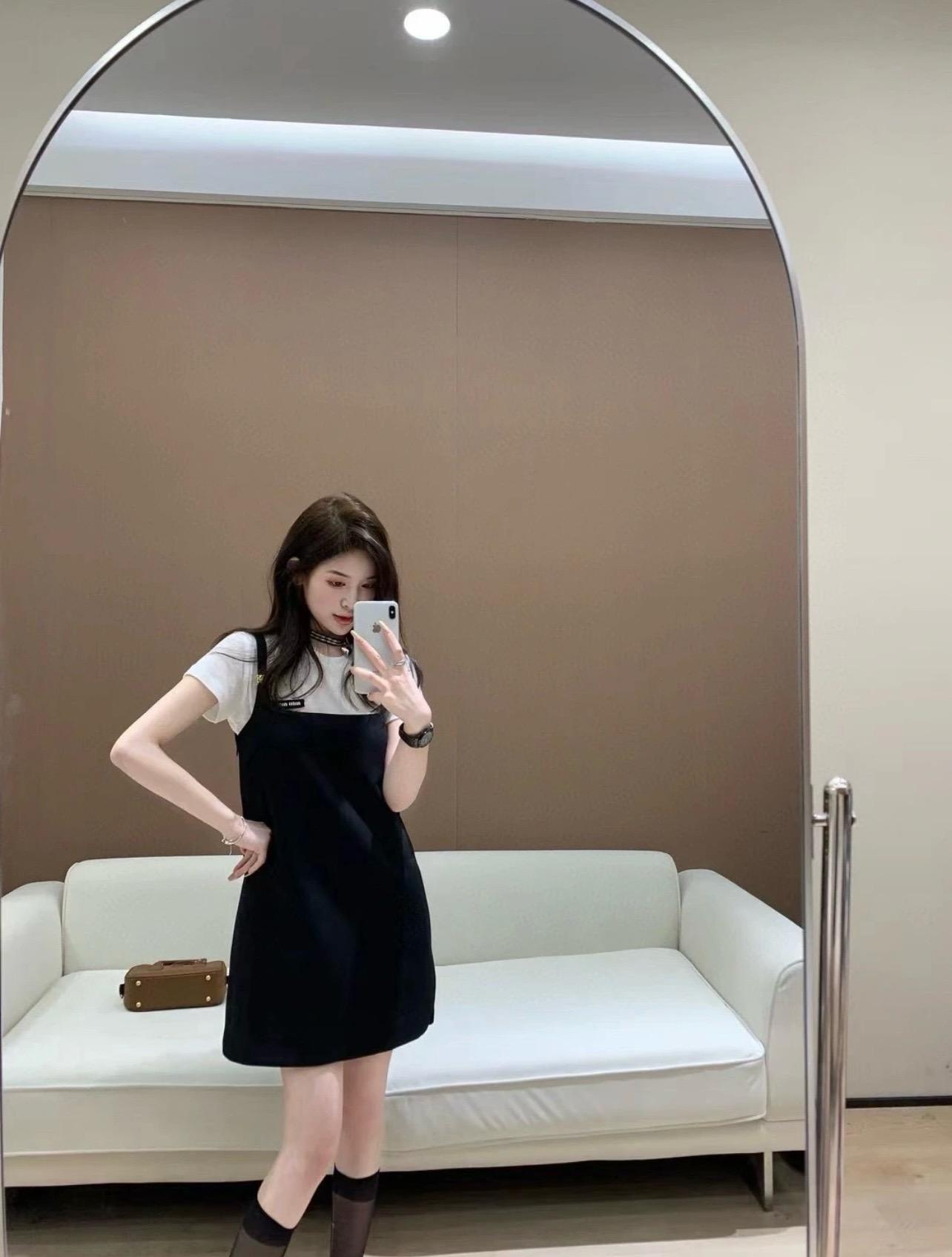 75d1e49c0f6c85e00c7d07ba6f25a873.jpg