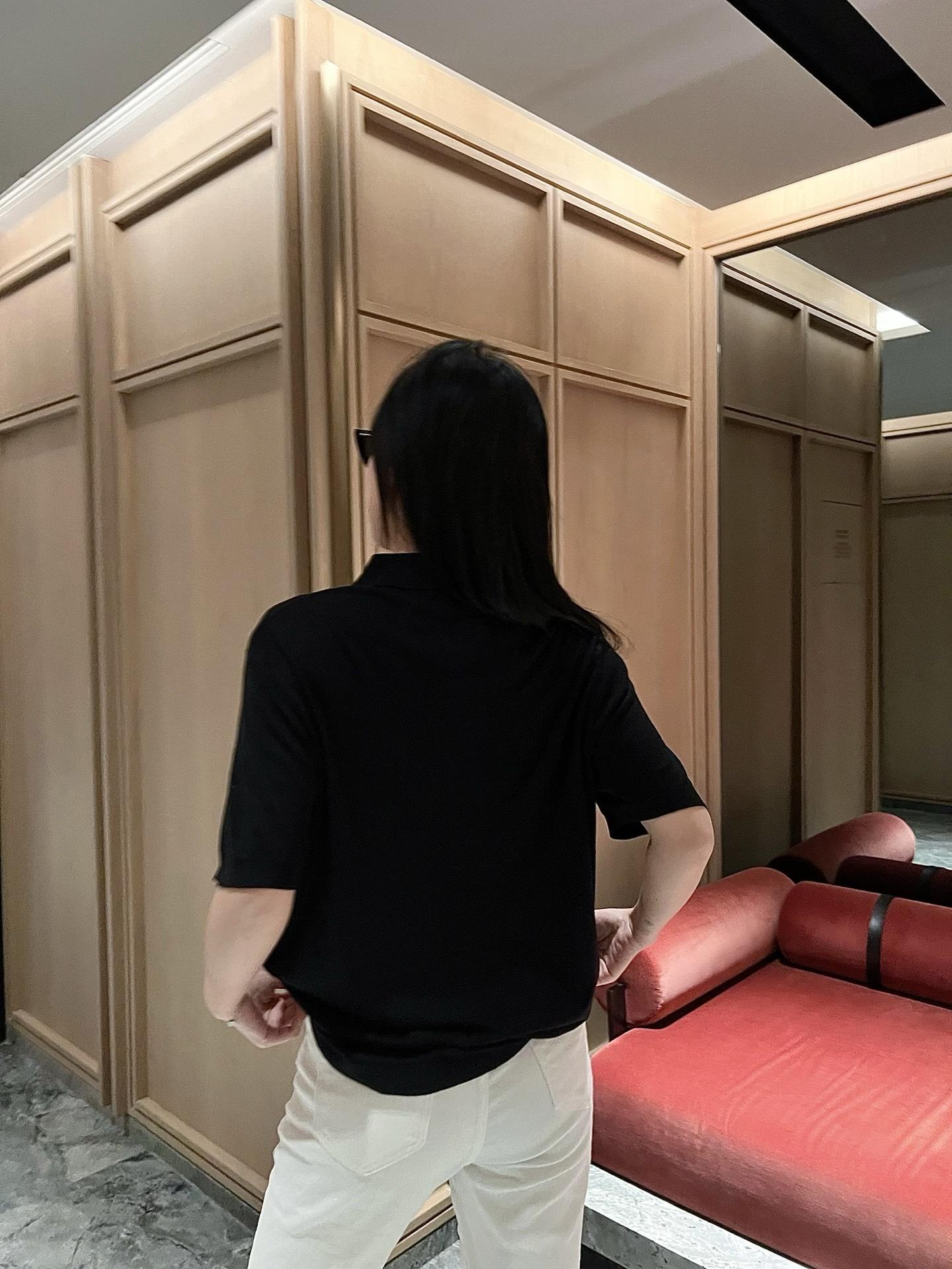8bff5e23672315bf83d2a6d8472dcda4.jpg