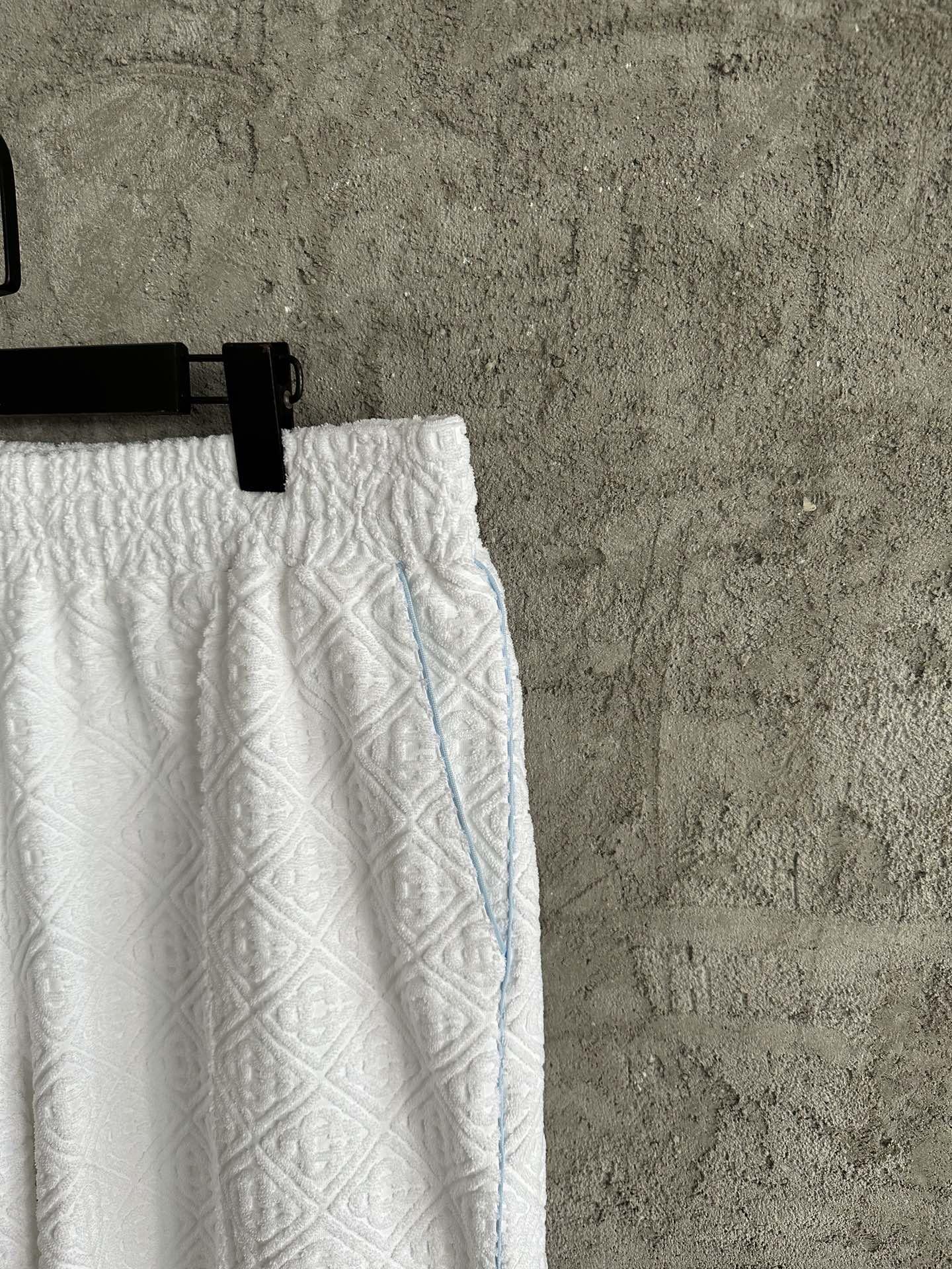 947c165efe417651fe9eddce6d669c7e.jpg