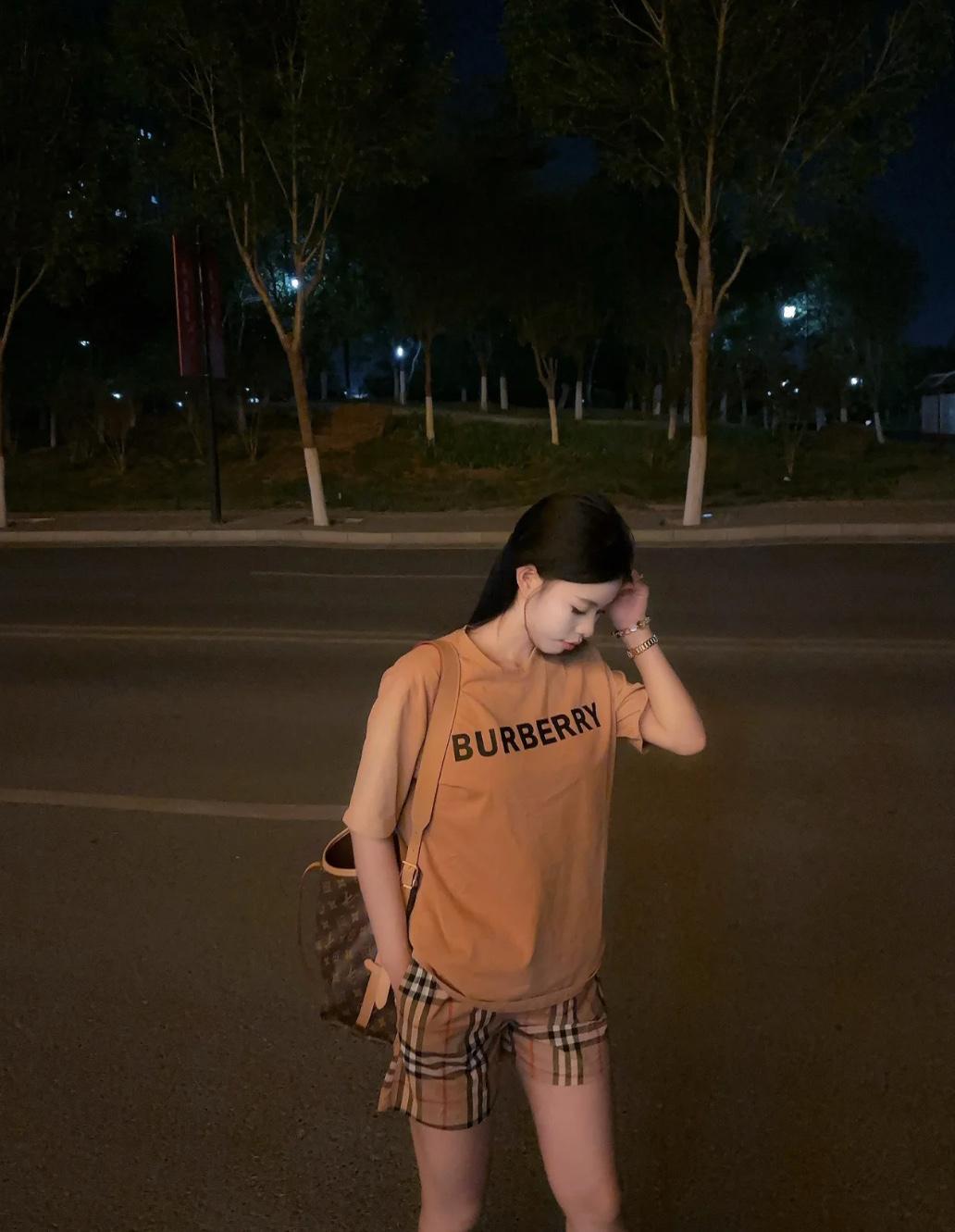 a98078999512babd8d77adf4ed72305d.jpg