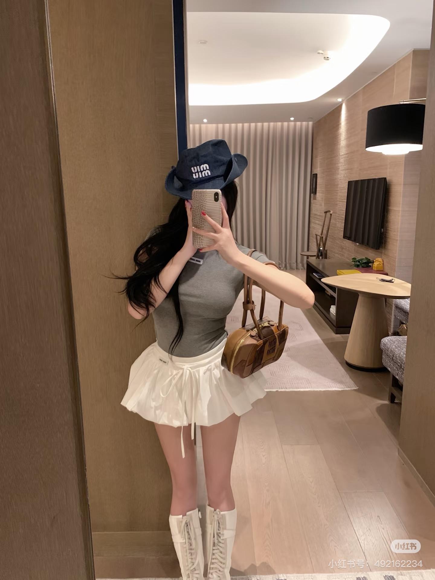 aeafe56f4c33e31e54c32ddd740e347c.jpg
