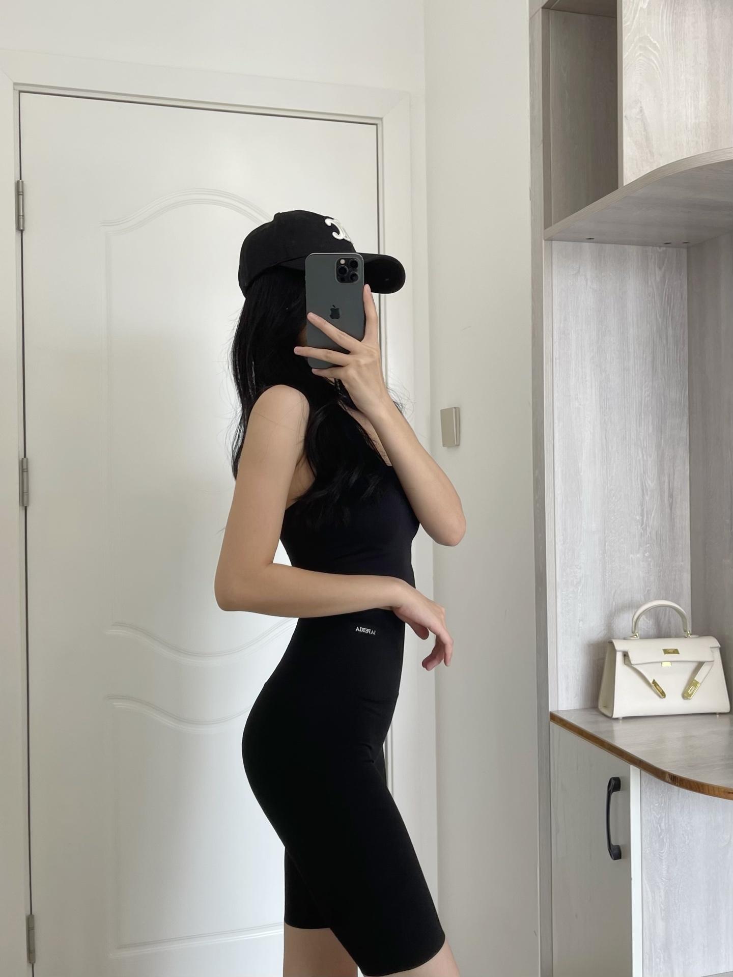 b6a8c5e621cfa1c3d768e3577c444243.jpg