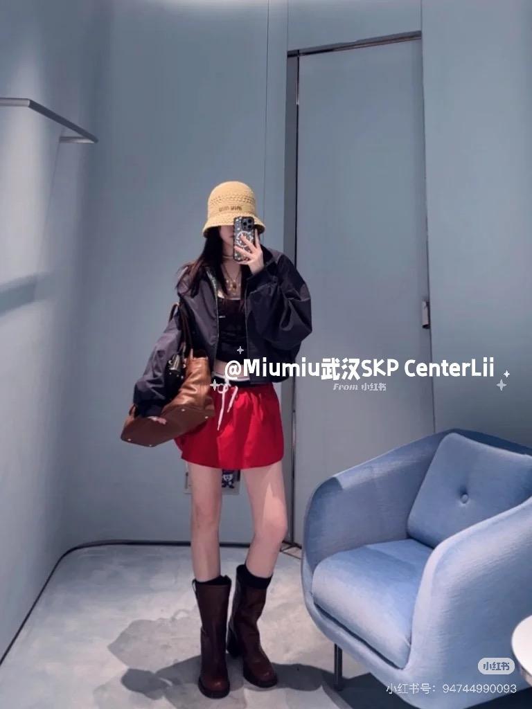 bb8c7105f525bf609eac7ffda7654bc7.jpg