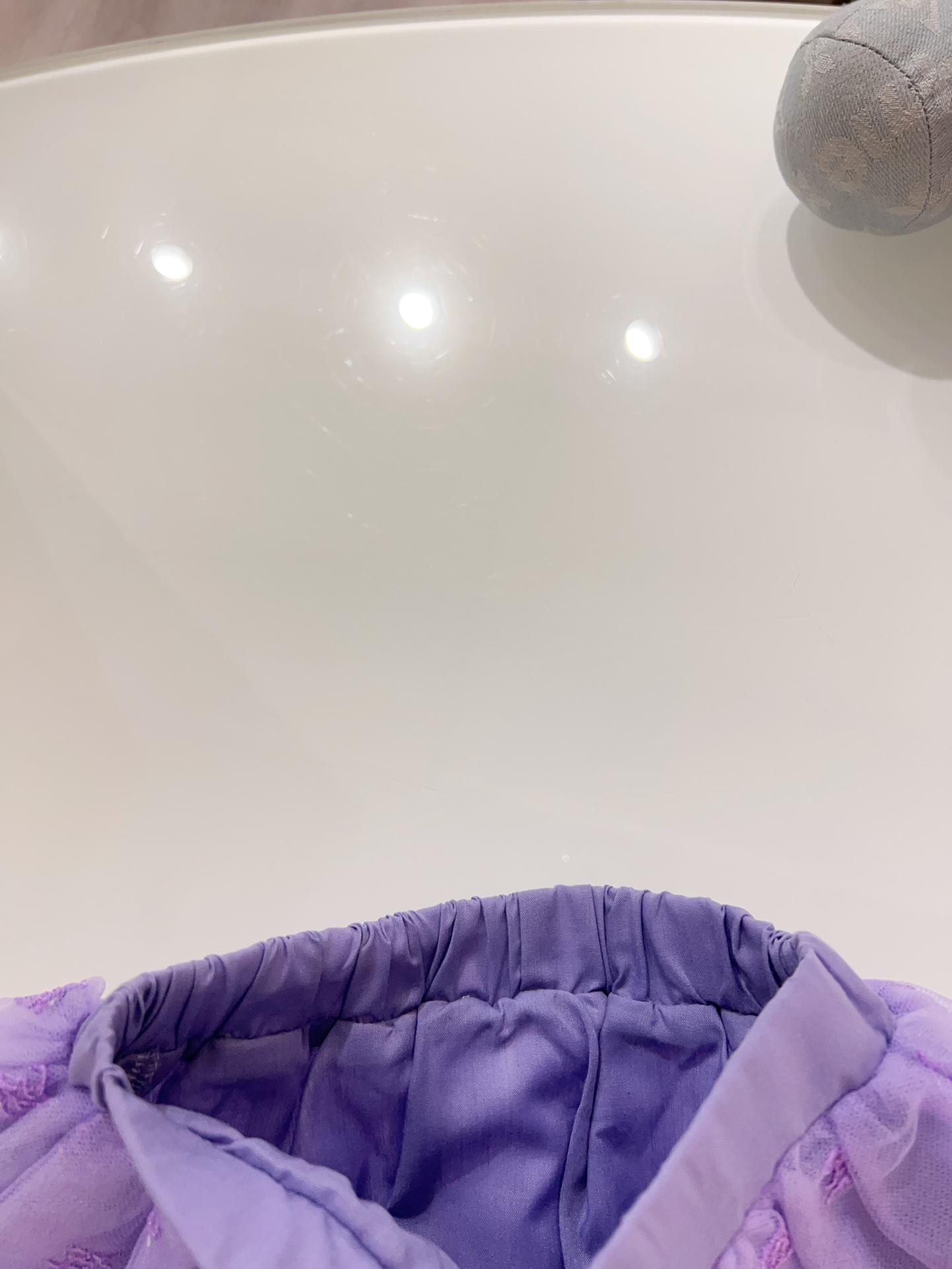 894c6f5f45df43eecfd9758622adad94.jpg