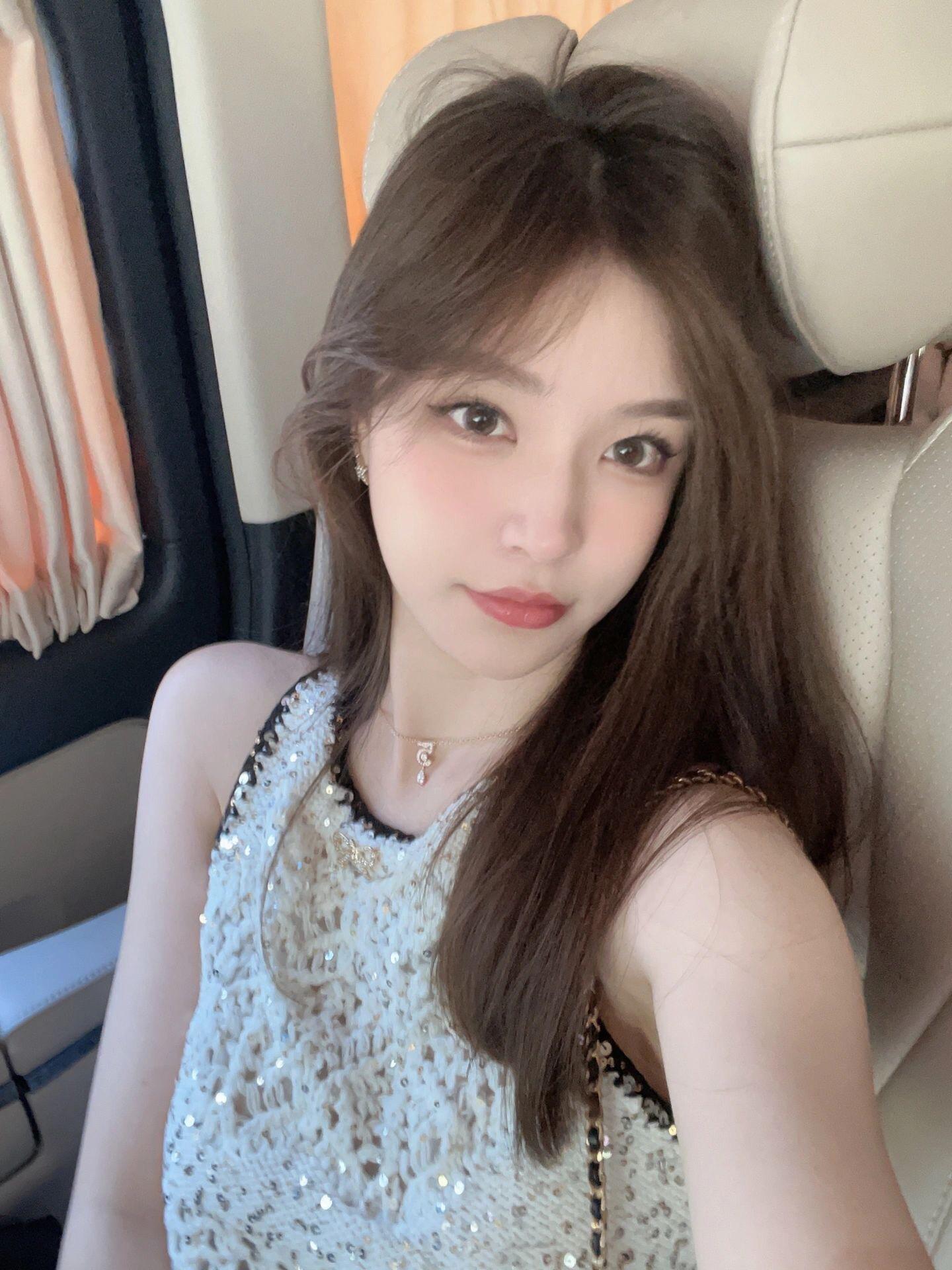 e743d1bceae39878d6a1ab2d2af45529.jpg