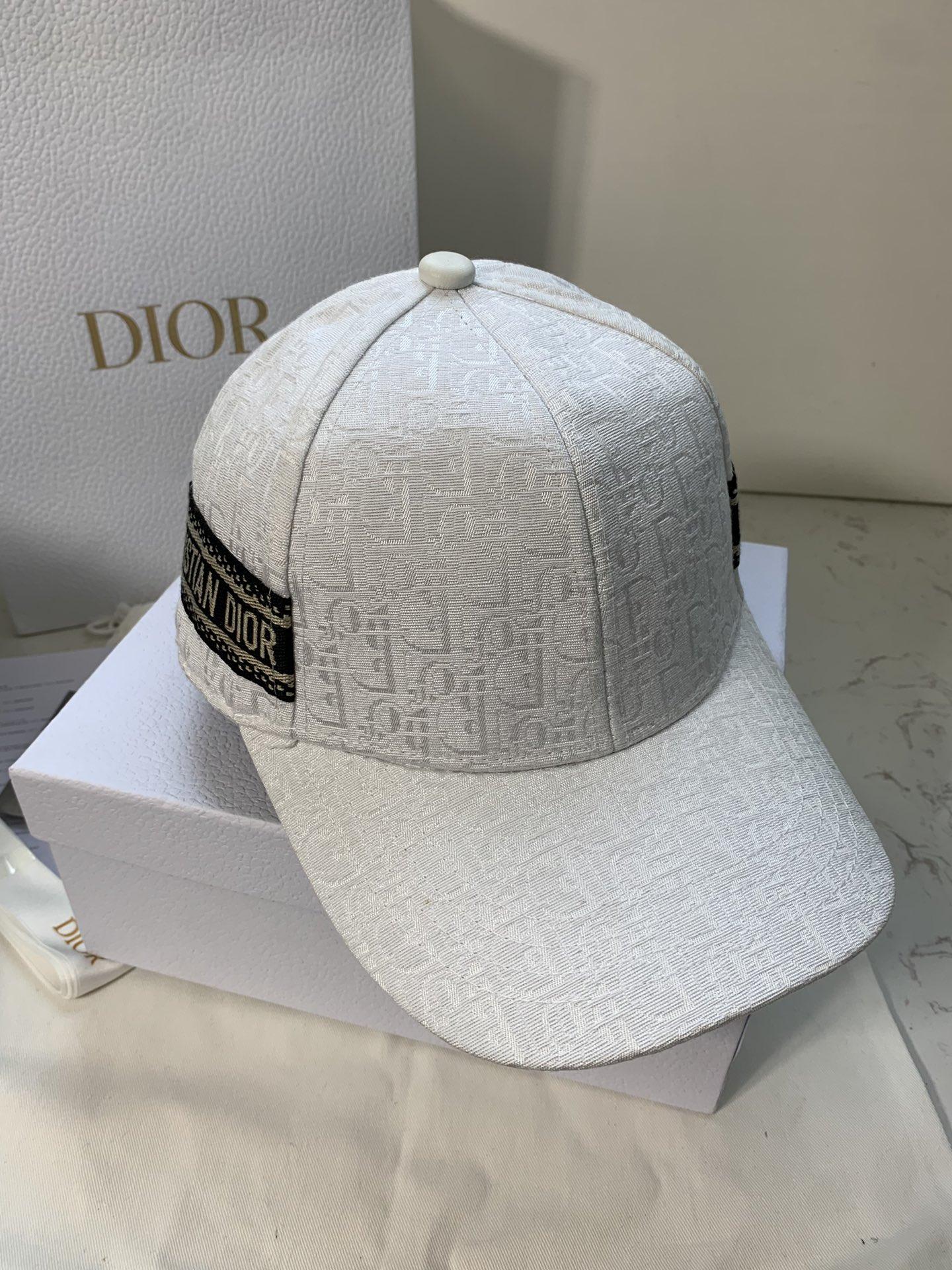 f425d0fdeac53ab2b4b3dda866214c59.jpg
