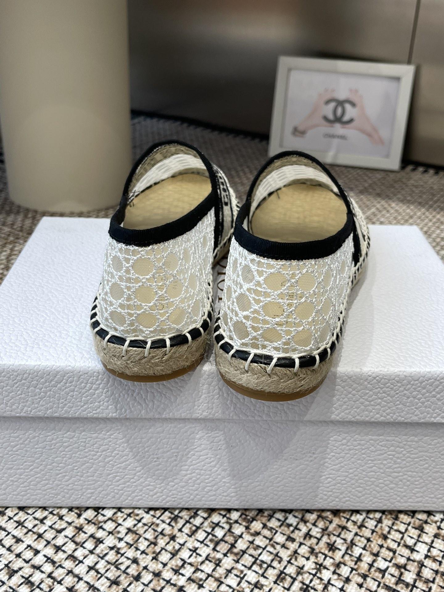 03dcf20dbf3159a4190a2a61991f2a32.jpg