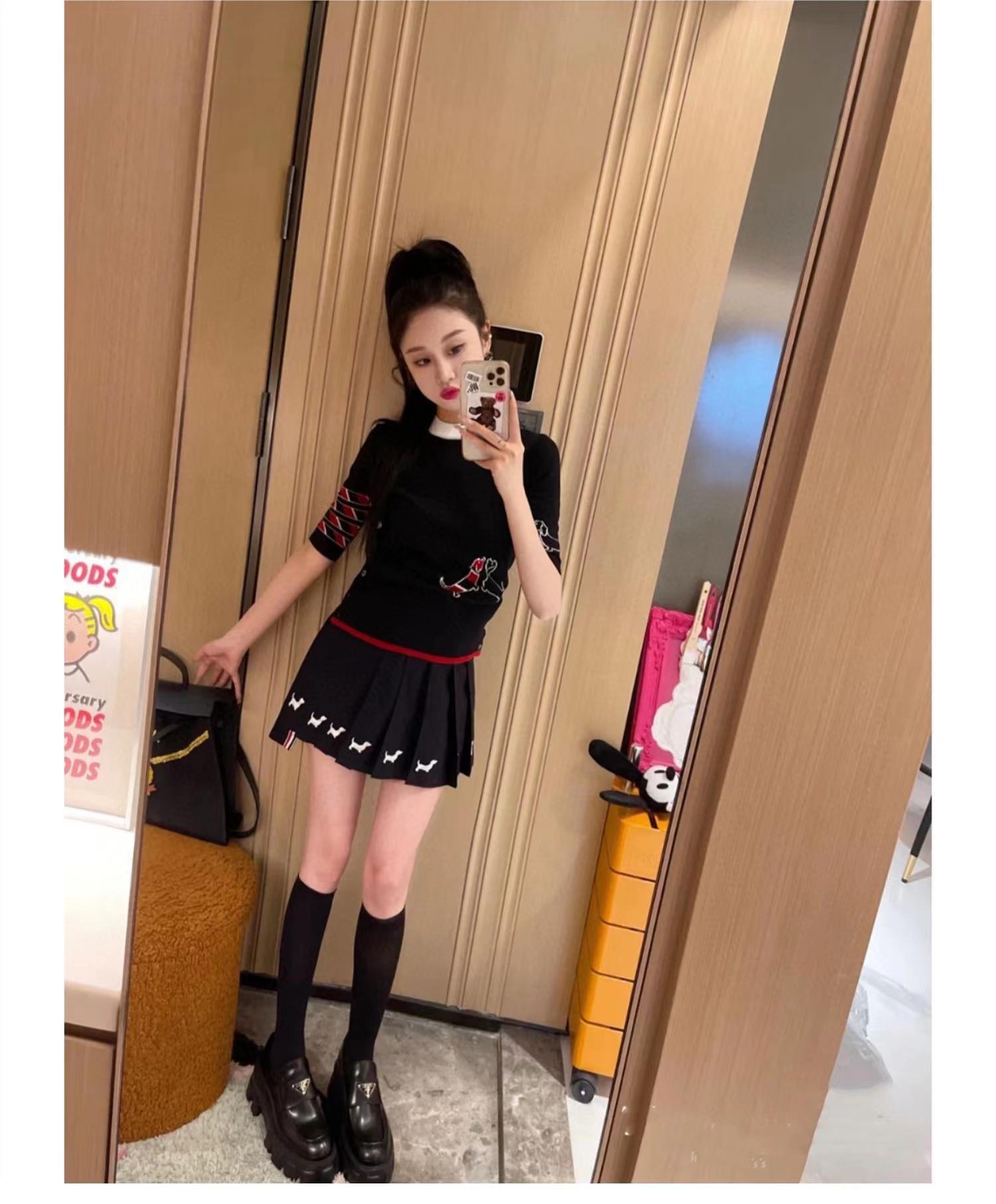 7cd57e000e159c39f18a49a5d21ed04a.jpg