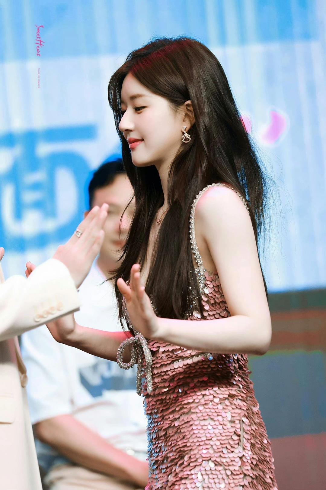 807e320bb7d1995146329551c7bf733b.jpg