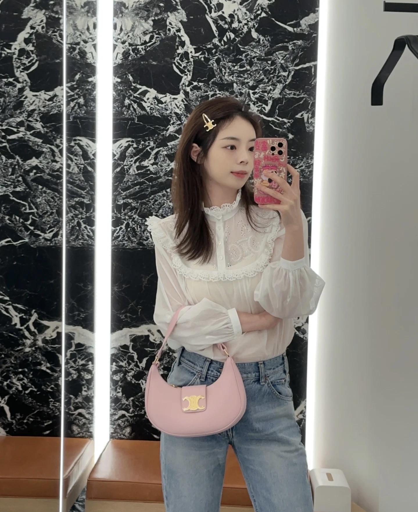 abc8d60bd4c684b1a0e8de7d3e315e21.jpg