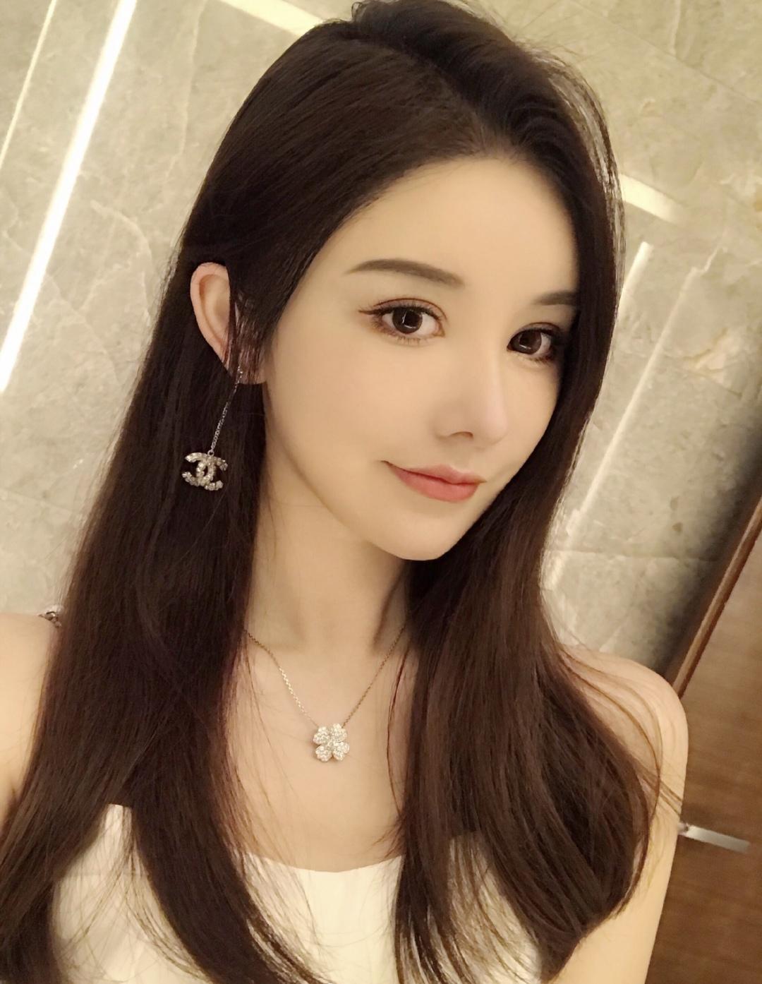 bb25e4ae5edf8e34a2d783ff19253d10.jpg
