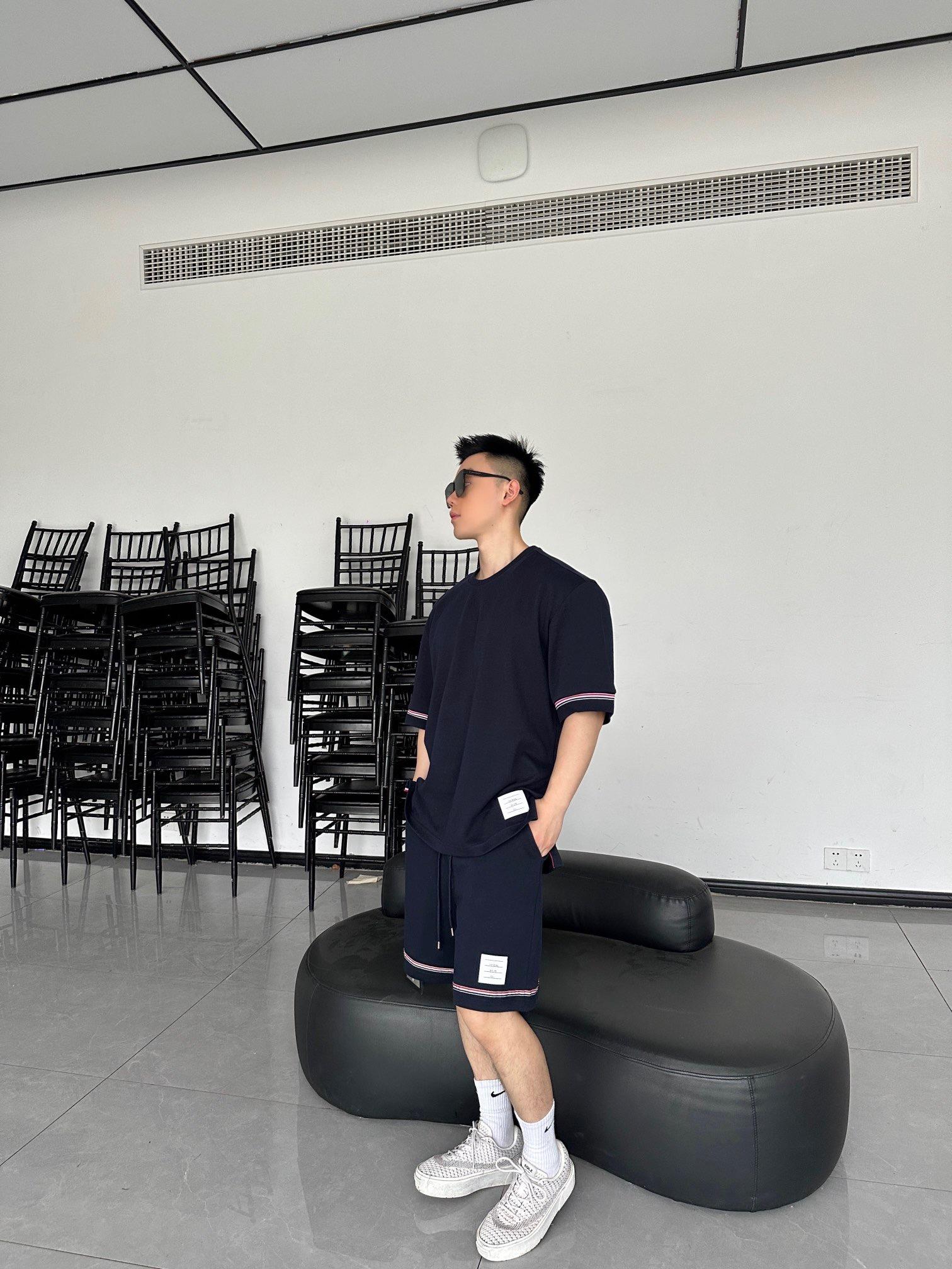 4cef67ff3d0491524b1d185eec5eb6e4.jpg