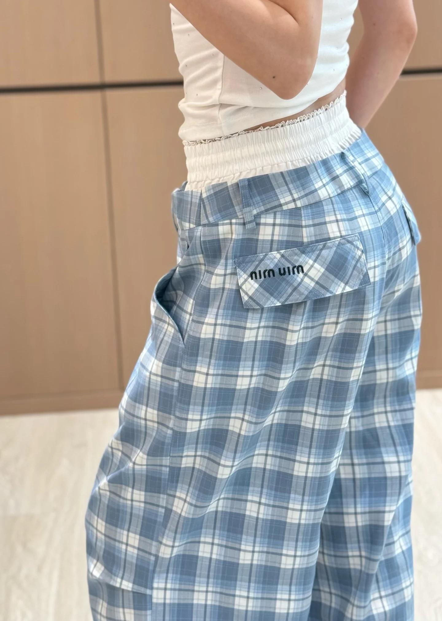 6267d842c0b32aba60f71256d60e5f3a.jpg