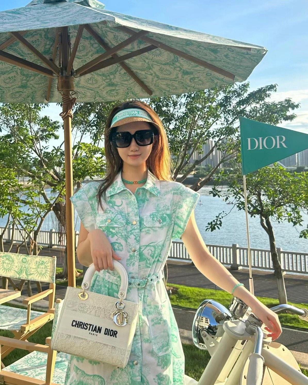 9c2b7199ff5bfa66bb721b331a3cbbb0.jpg