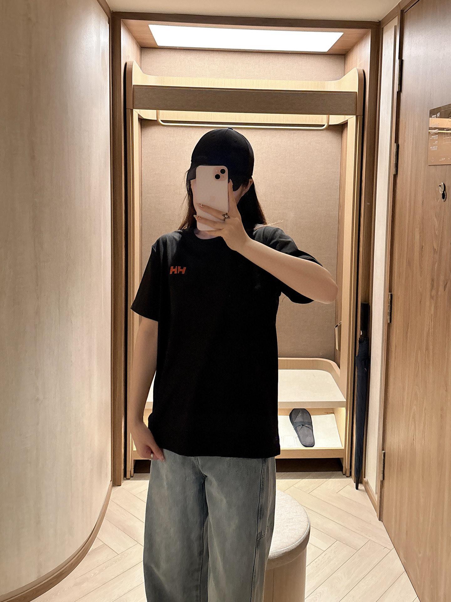 bebb1bcd58454e62fa11db9af91bca9b.jpg