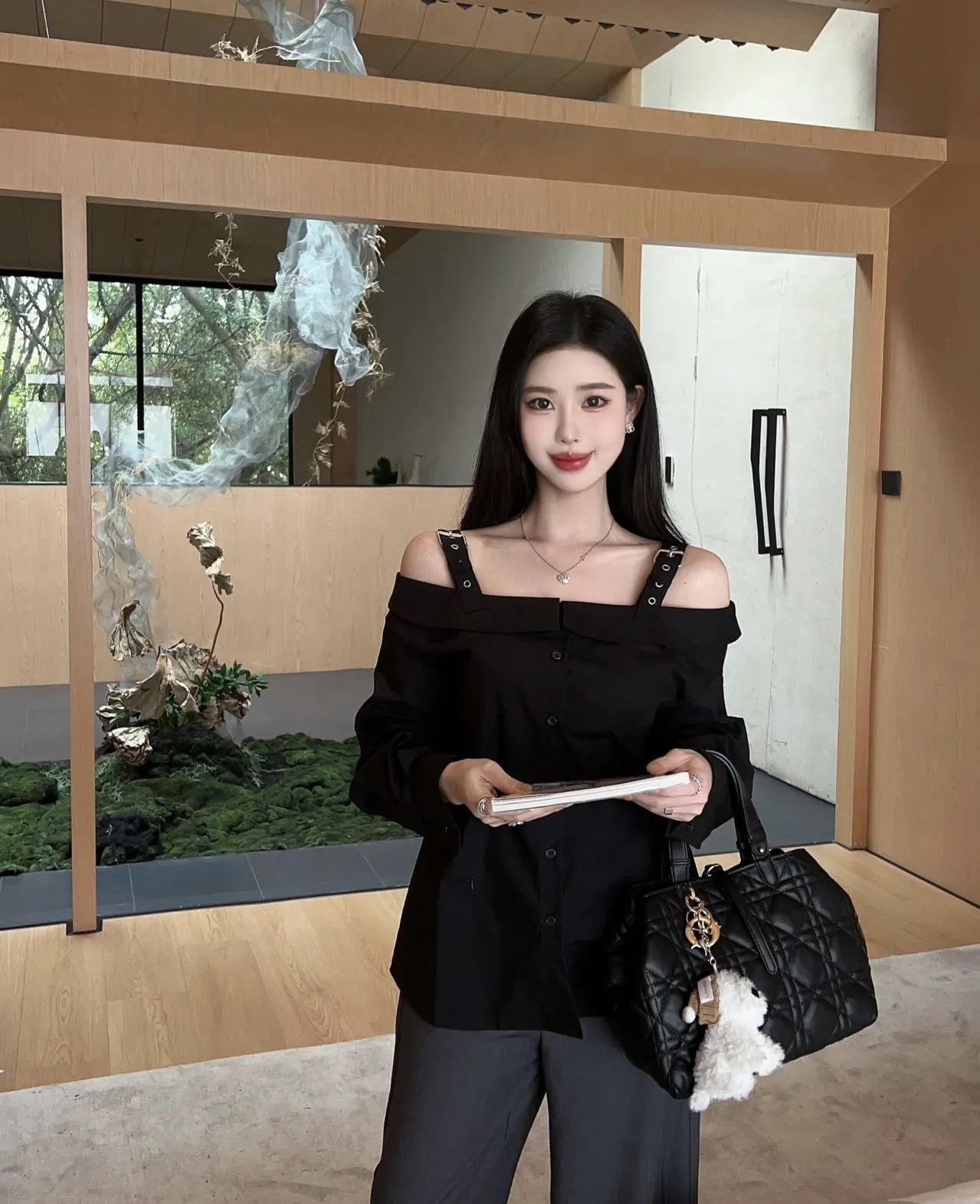 d71e21a153afbcc19ec7bc43c2ccc81d.jpg
