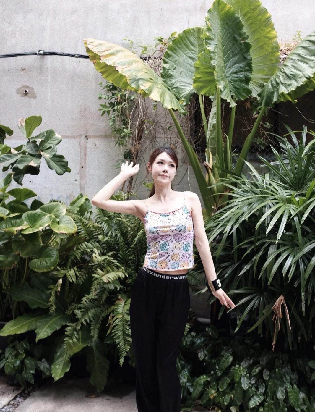 d7285eac53c00d4a13ced045279f8a27.jpg