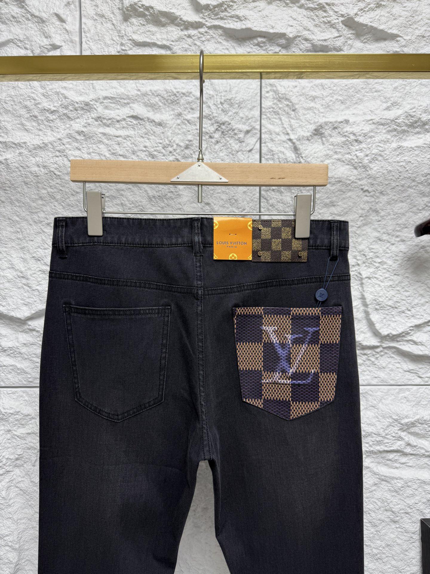 e8c5f27dbc71e78a904511edc2c85e9a.jpg