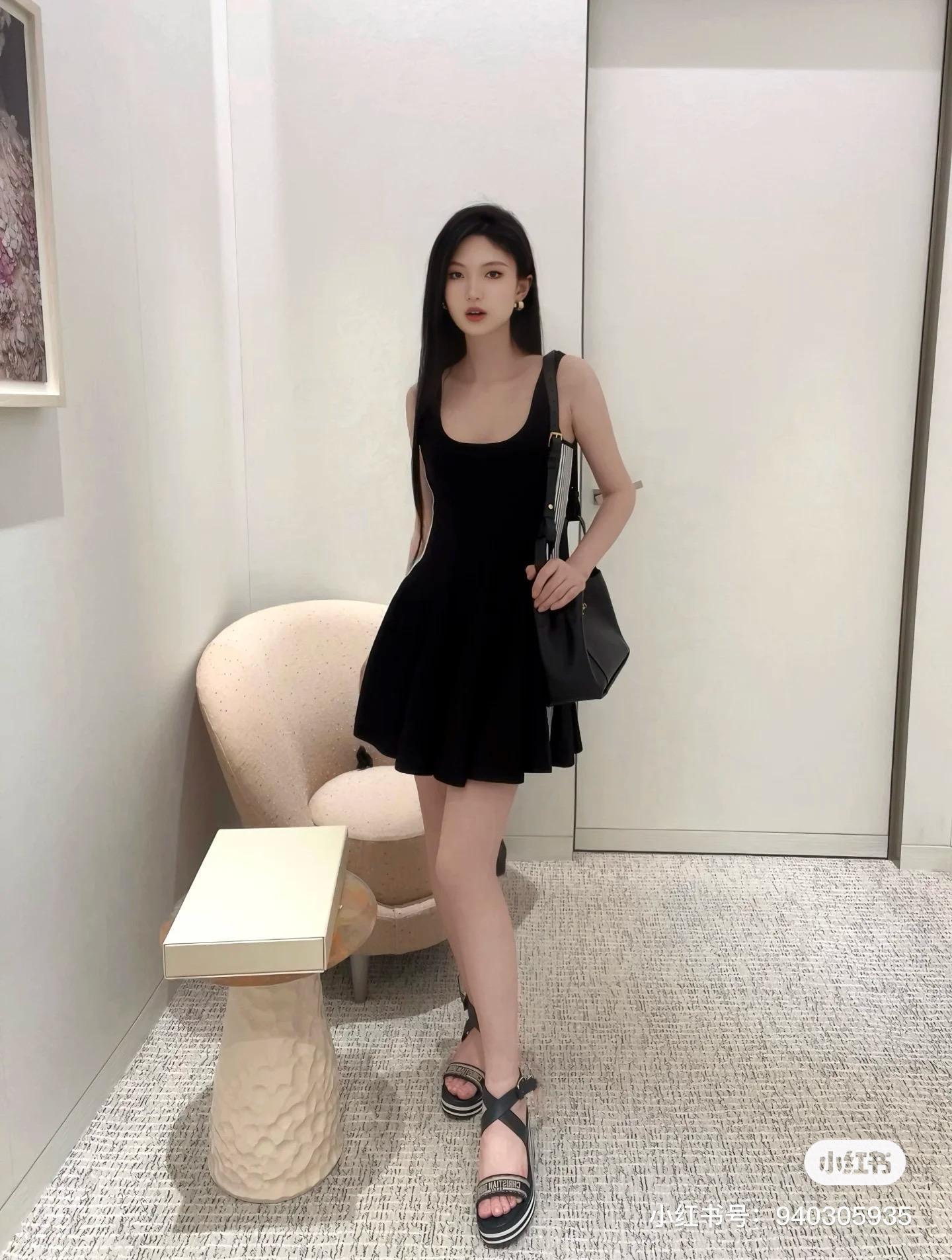 f4dfddc4c8b24eba4a97458ec8ca4c90.jpg