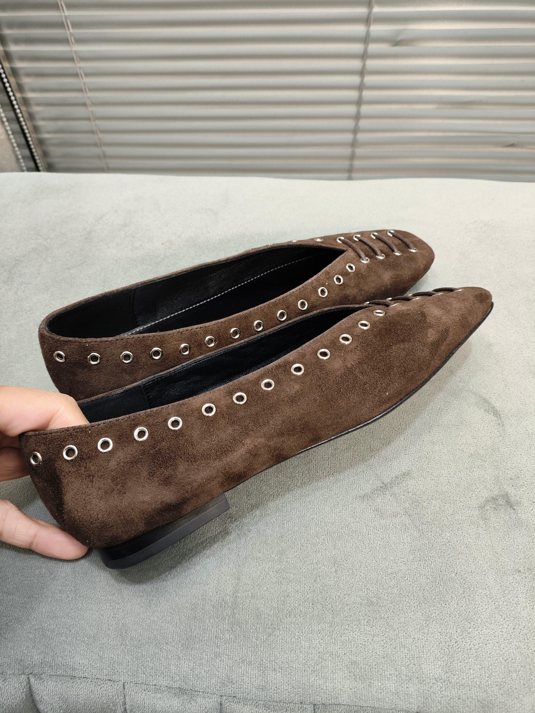 090ebe431143a5de3548ef7bab1826d9.jpg