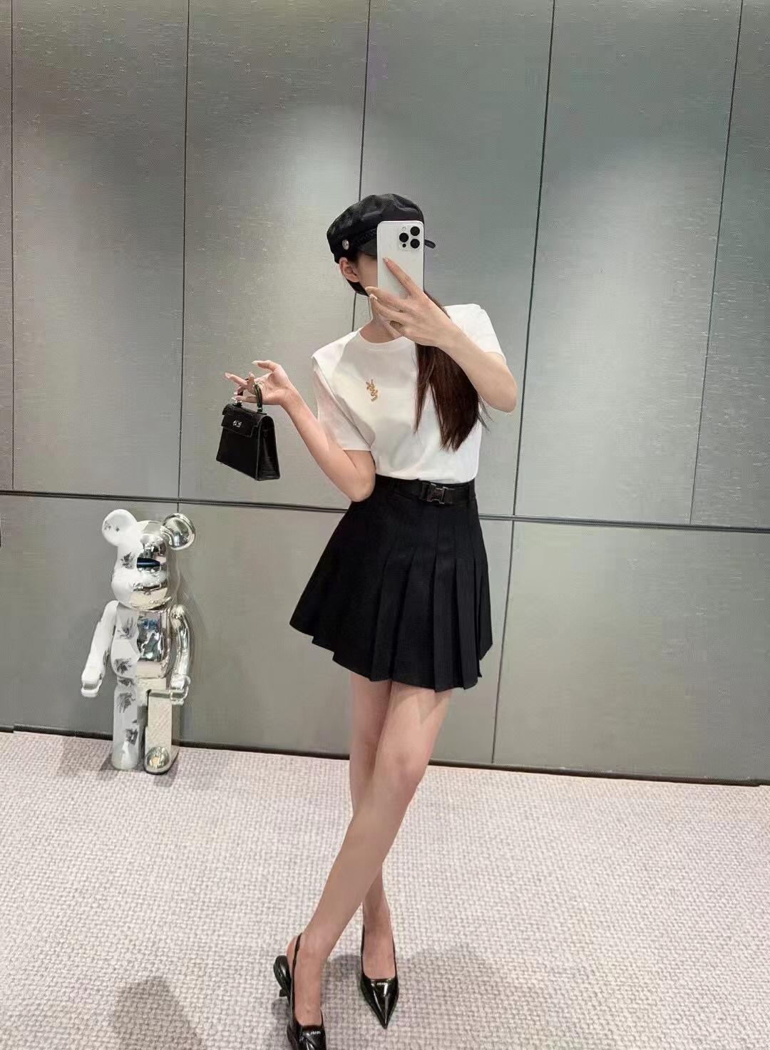 334fe3e57a9b9e406afbdb05d48617ac.jpg