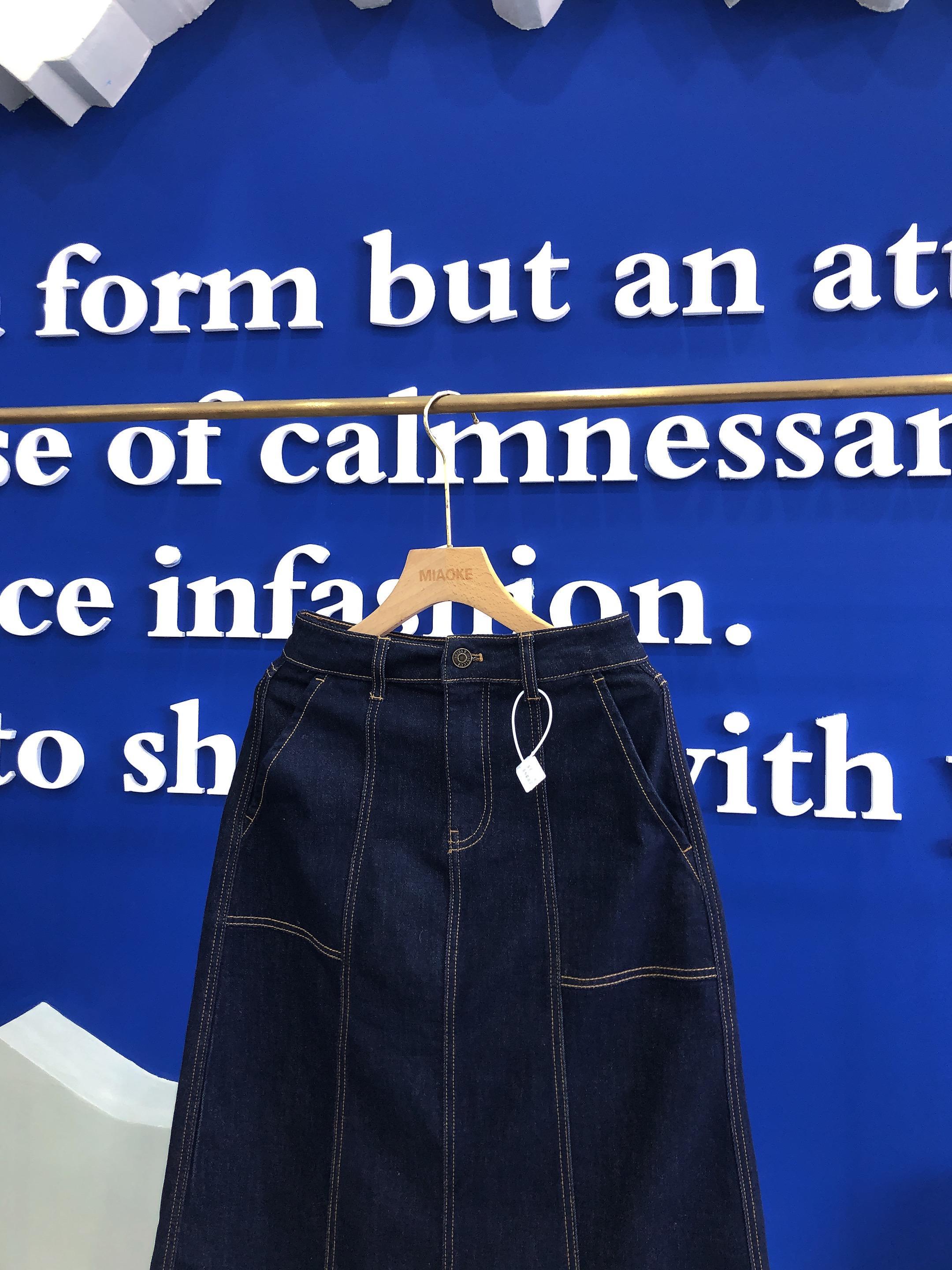 62f5fc44d3caa53c5cbe16cb6945763a.jpg