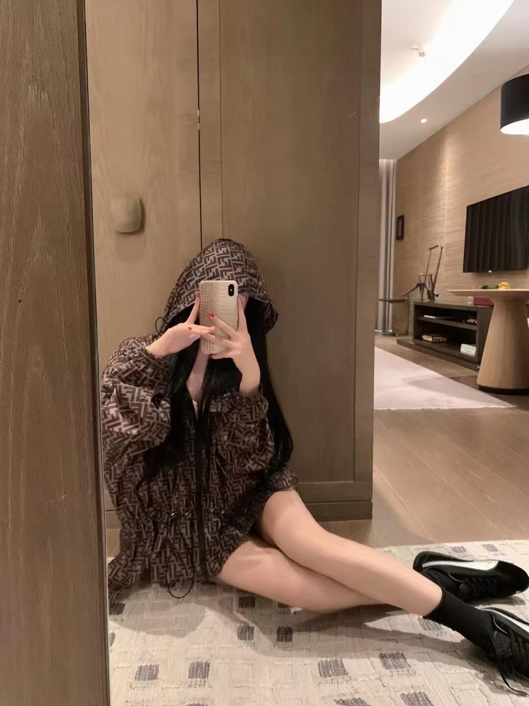 8fb48e30a6d04807fbe1612e3d1d44b4.jpg