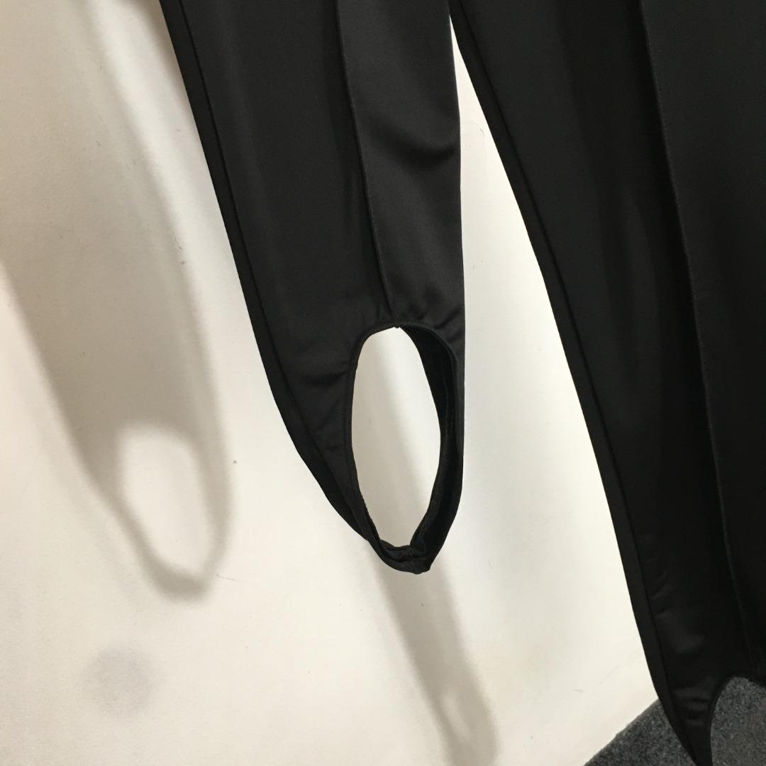 a3e1531a951ae2ffe3010e0184611e6a.jpg