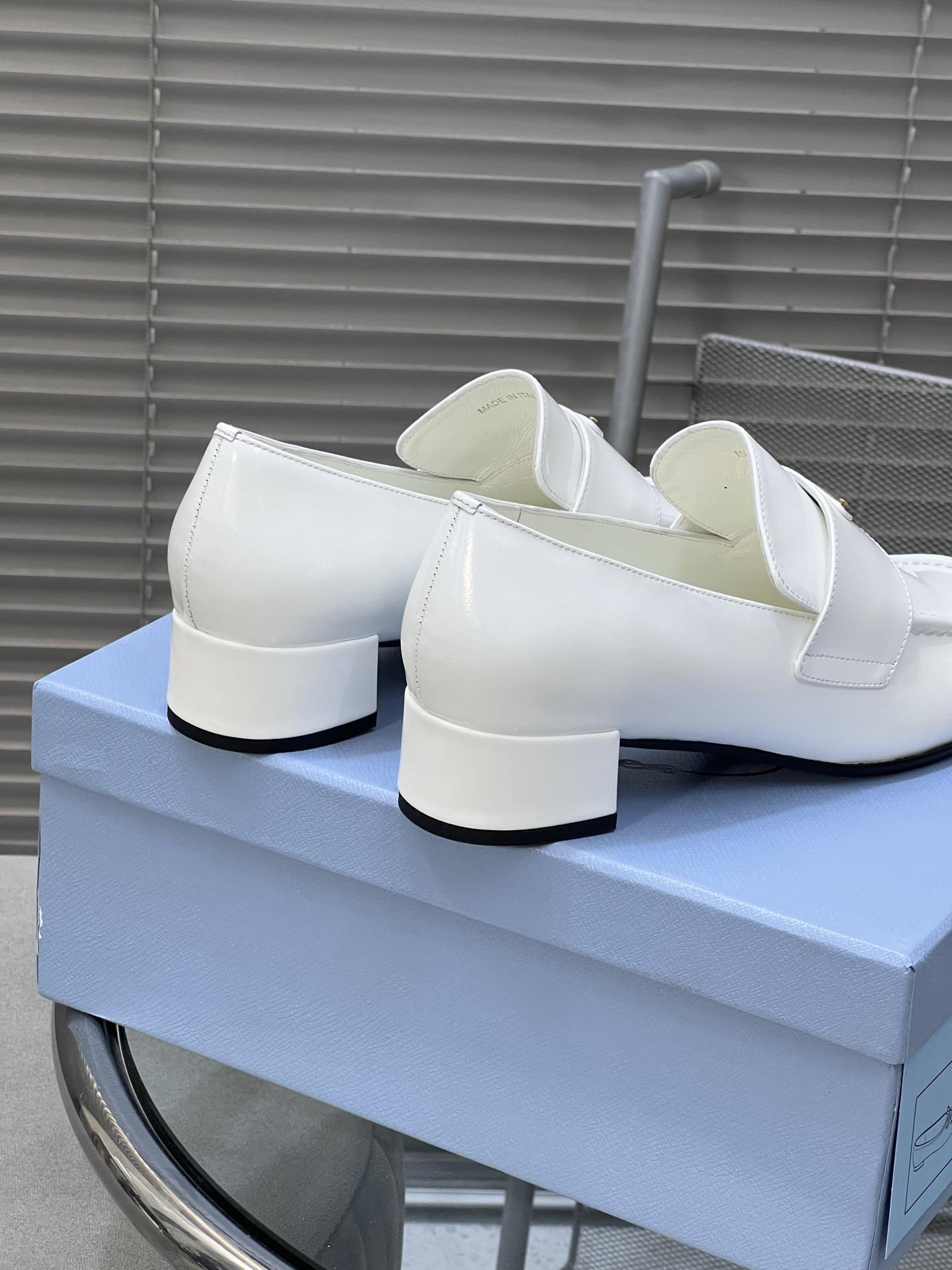 cfda5e59ac79cdd34c60e96b77724b9b.jpg