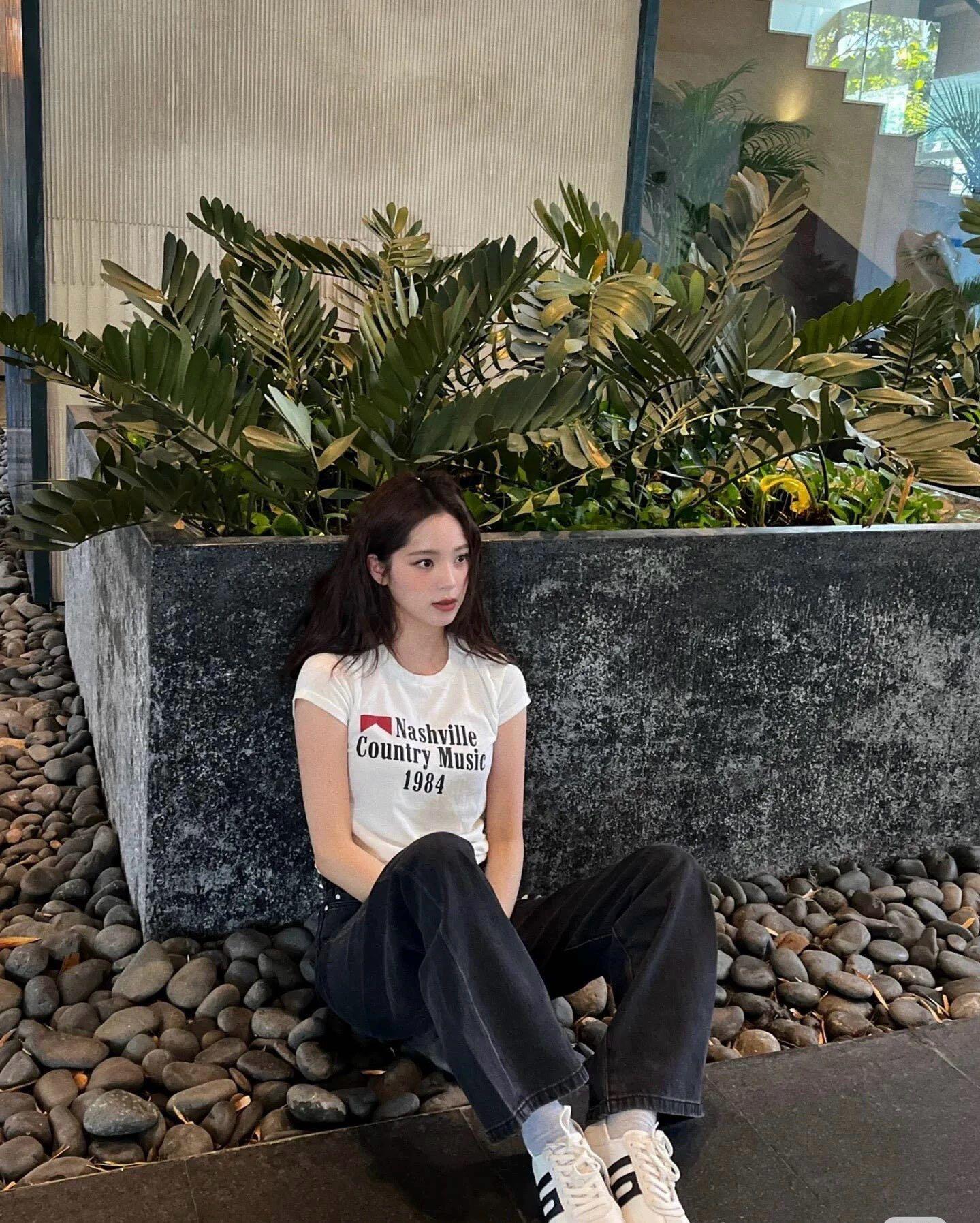 69b0b70780b421173d8b57bbf24259a1.jpg
