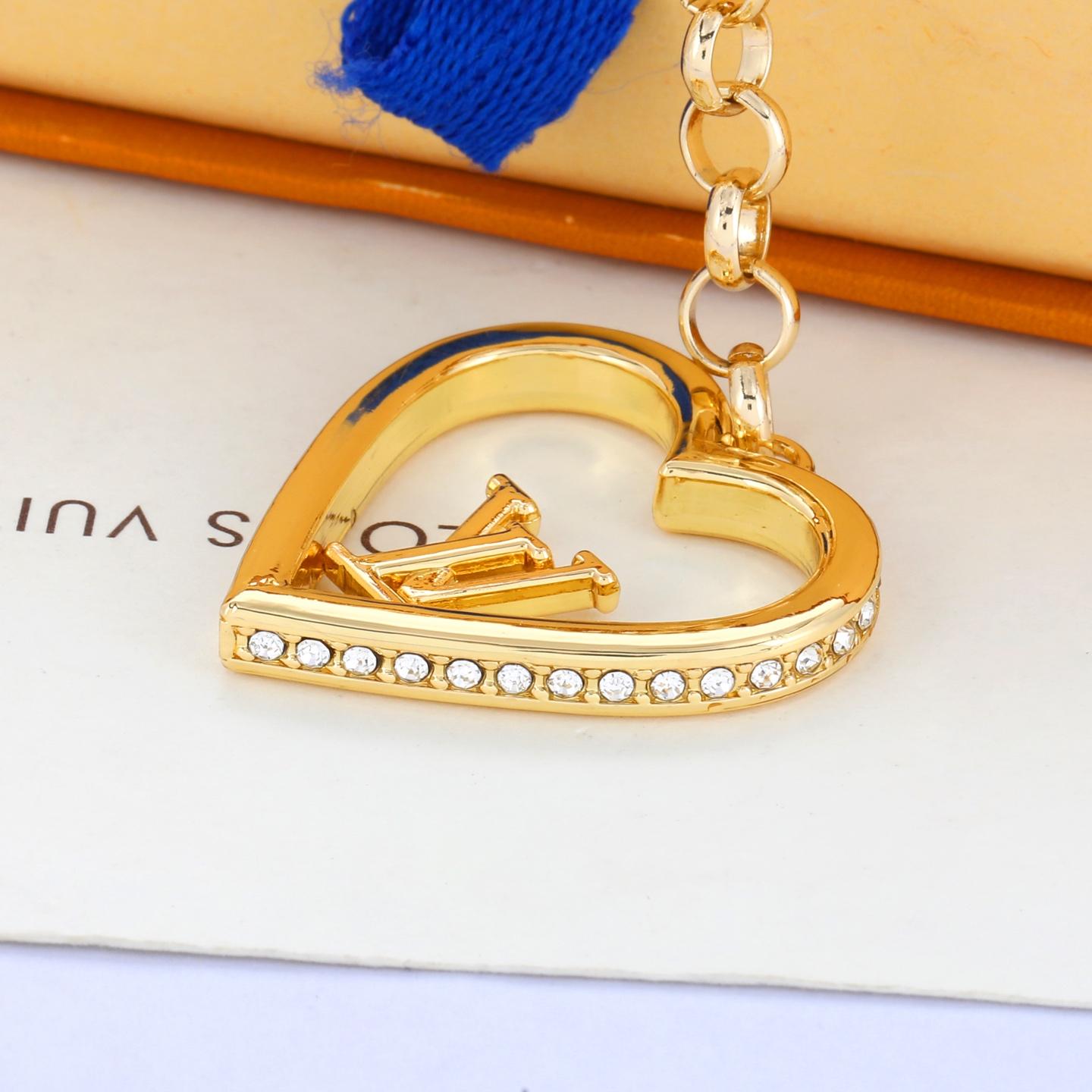 c586a2abe1d9ac48aca47382ed055a7a.jpg