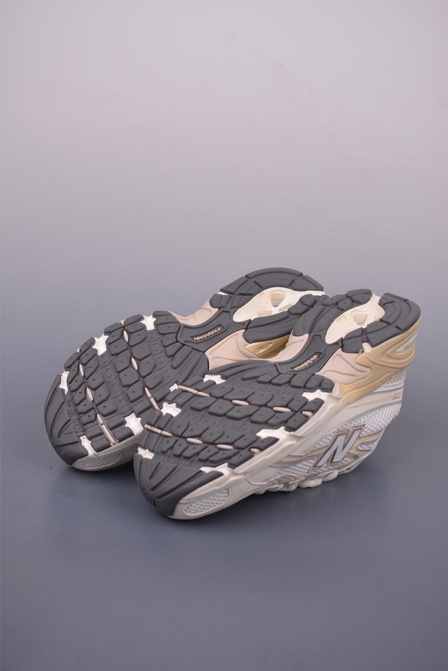 dacc72a0c37033bab92de5284459cc8a.jpg