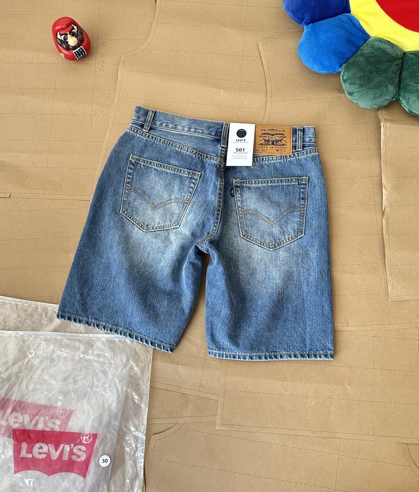 6e81540c5f8ac36cee36a38f186a6736.jpg