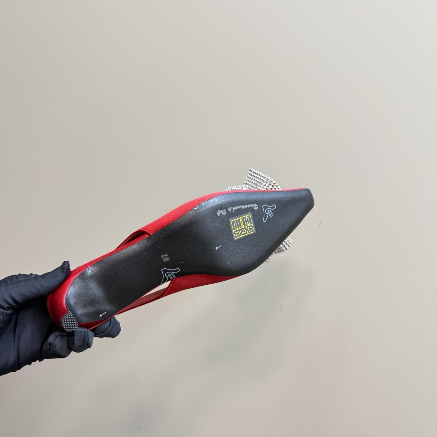 91c28c7e390b61e99387335bd5589b04.jpg